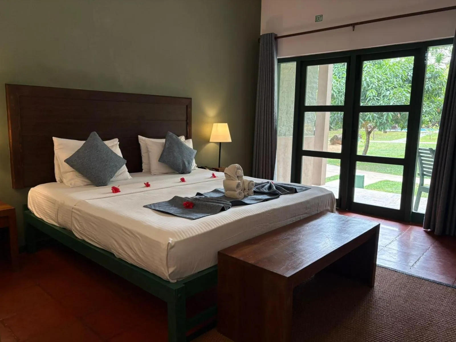 Deluxe Room in Hotel Elephant Reach