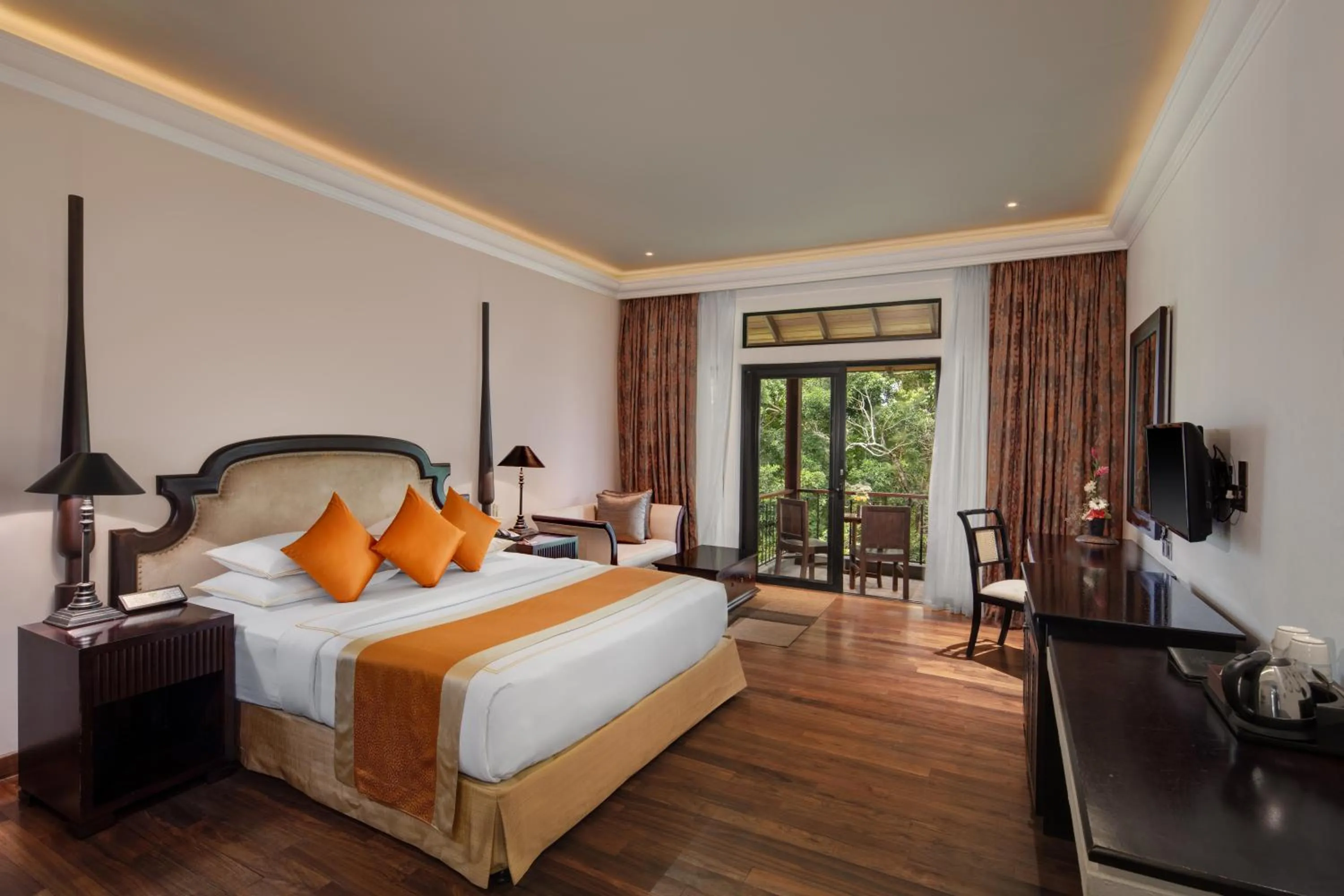 Luxury King Room with 10% Off on Excursions, 10% off on Spa, 10% off on Laundry - single occupancy in Earl's Regency Hotel