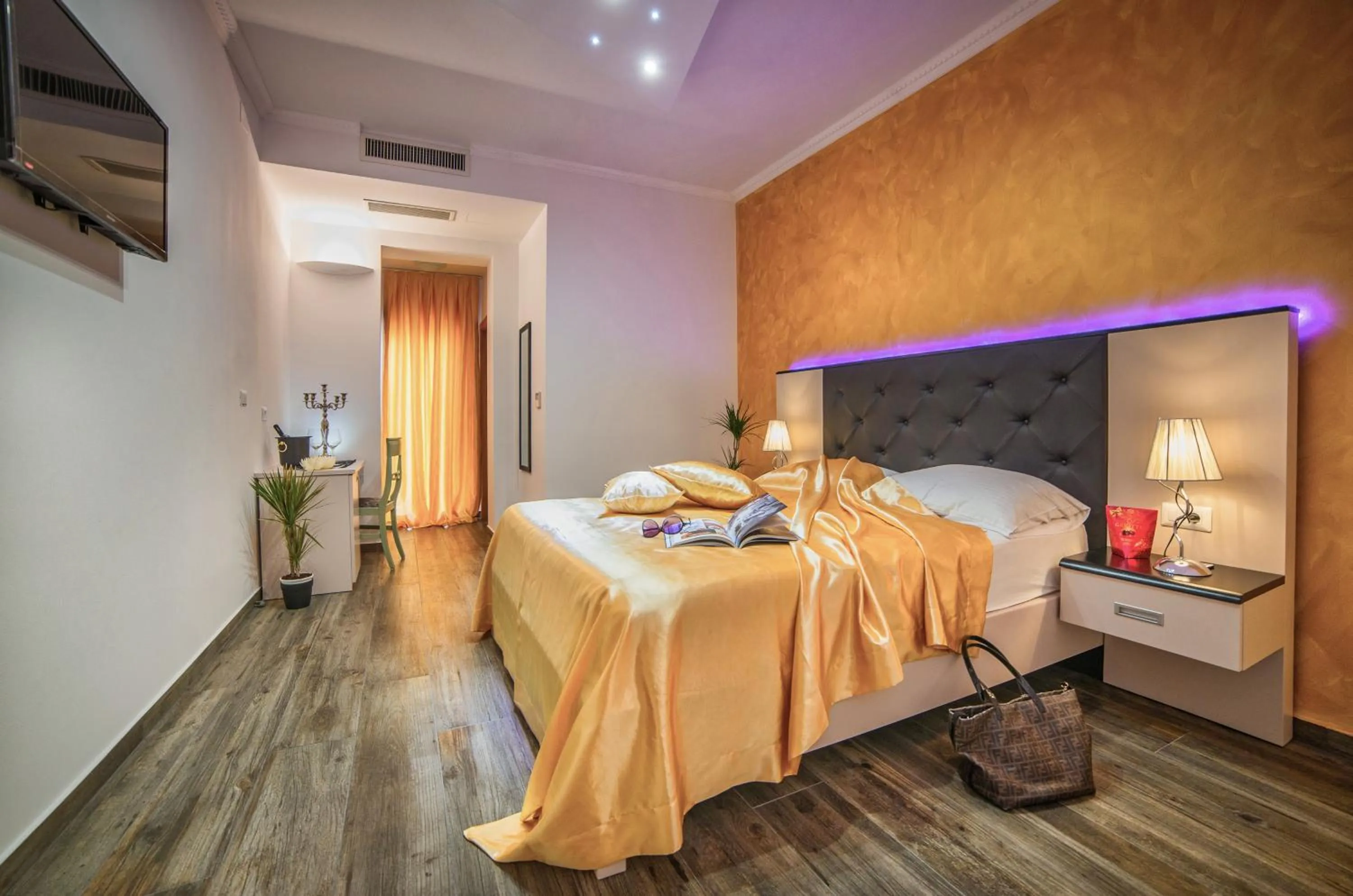 Deluxe Double Room with Terrace in Hotel Boutique Natka