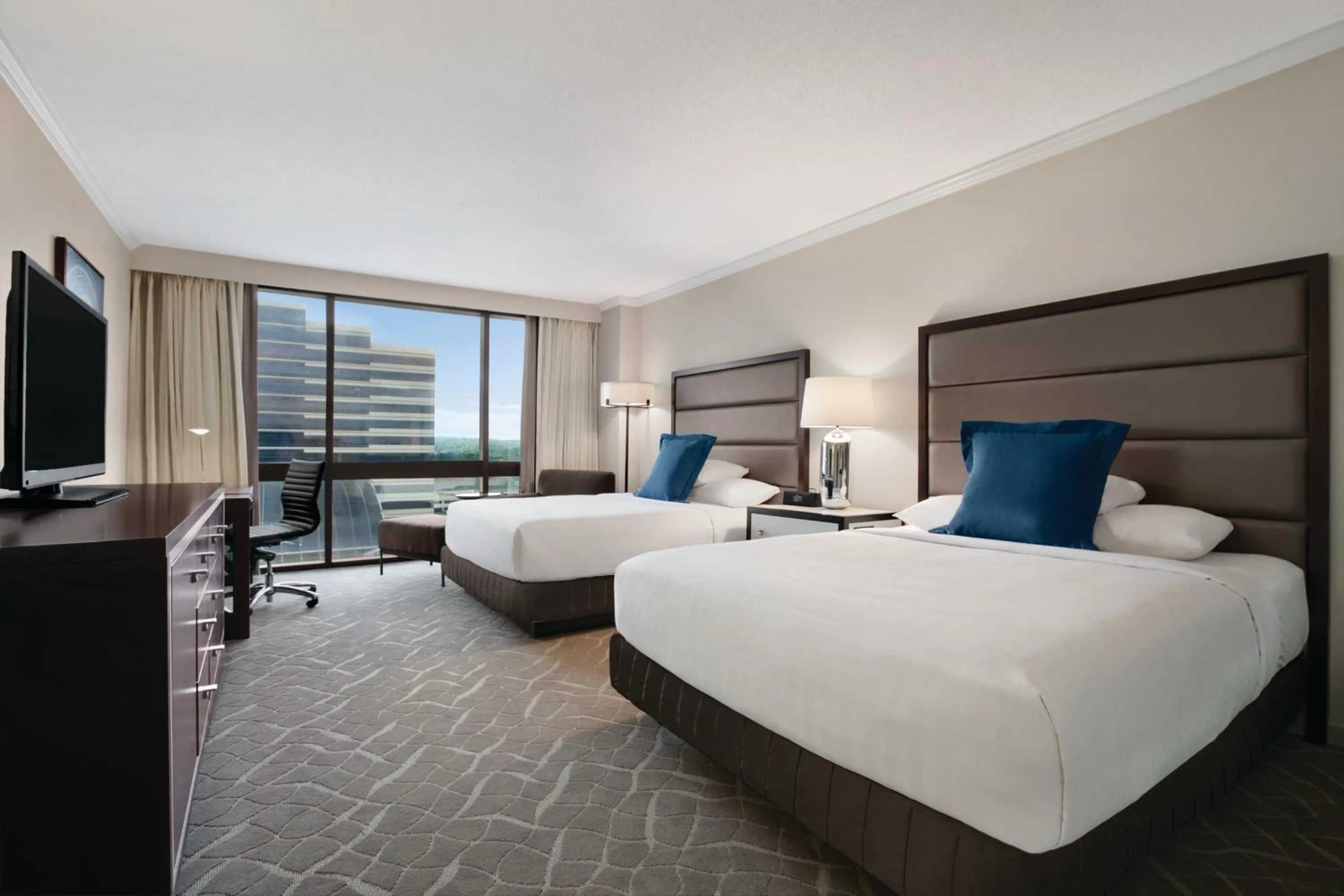 Queen Room with Two Queen Beds - High Floor in Hyatt Regency Birmingham - The Wynfrey Hotel