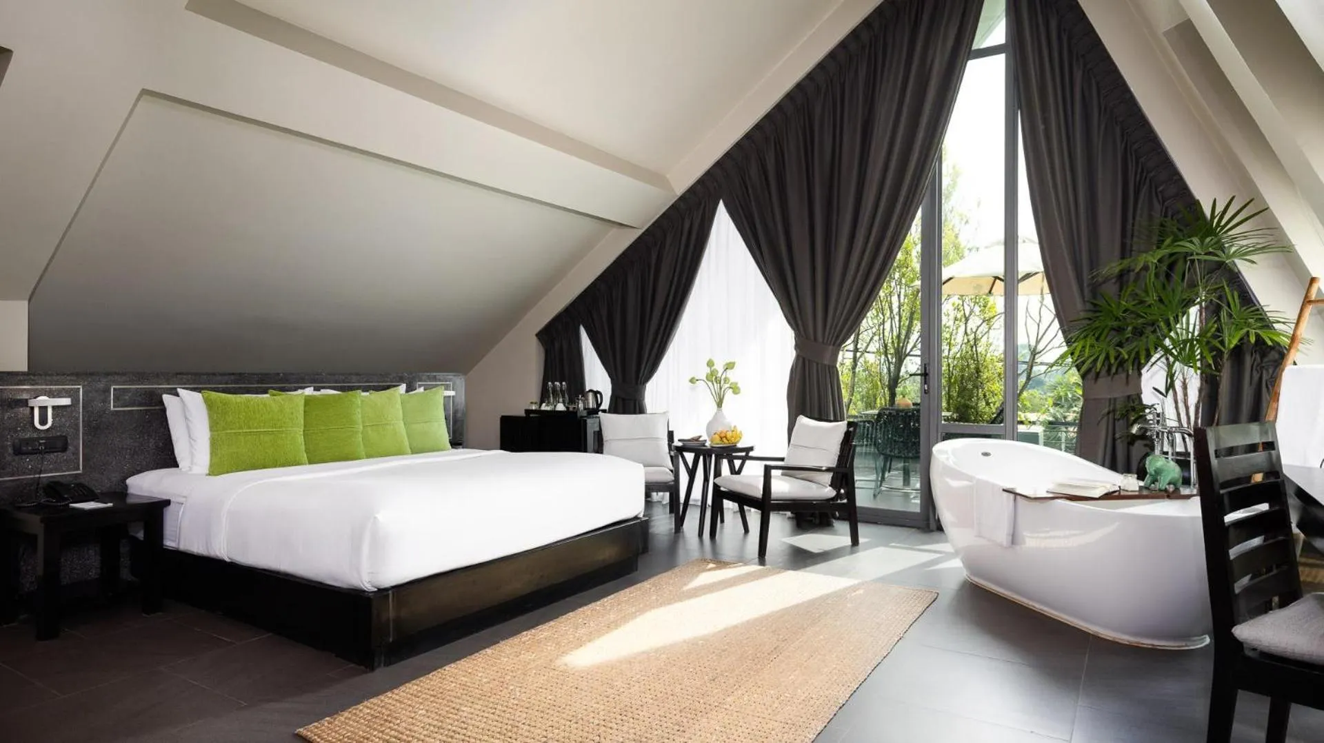 Deluxe Suite  in Anjali by Syphon