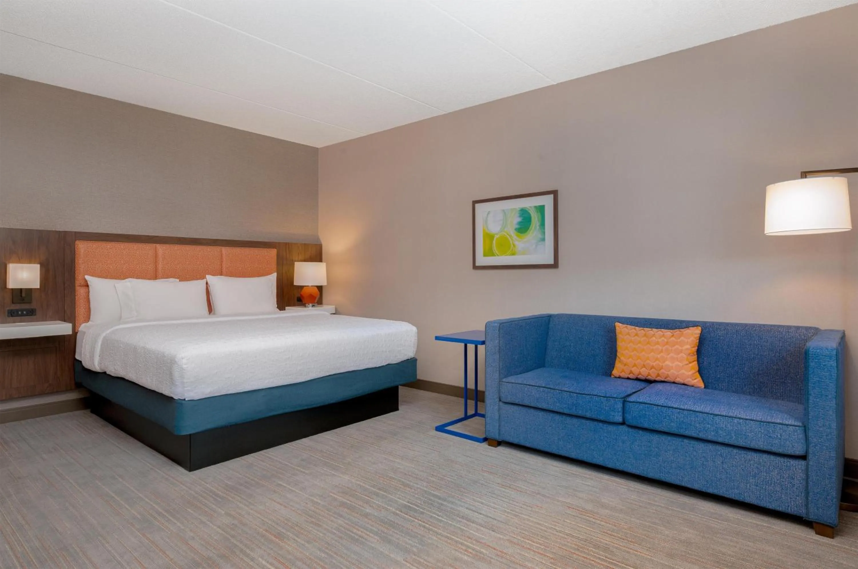 King Study Room - Non-Smoking in Hampton Inn & Suites Wilkes-Barre