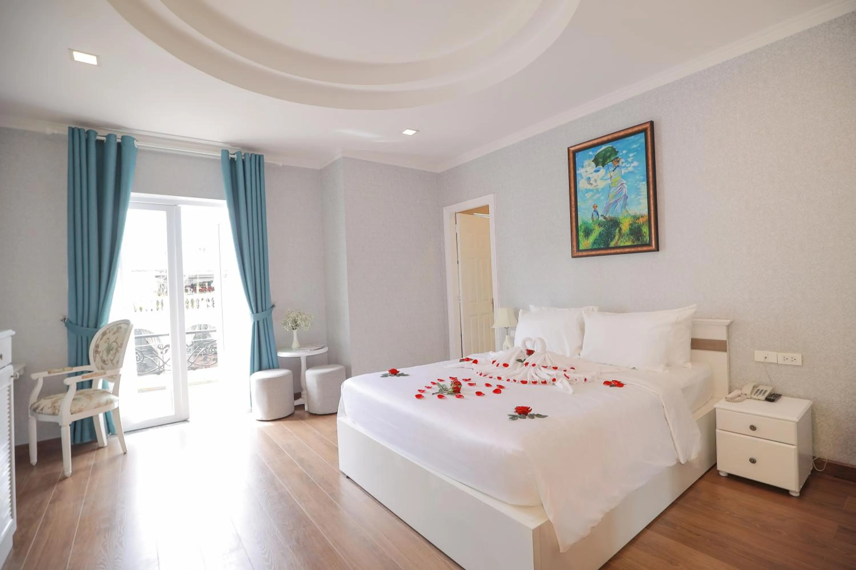 Deluxe Double Room with Balcony in Hotel Du Lys