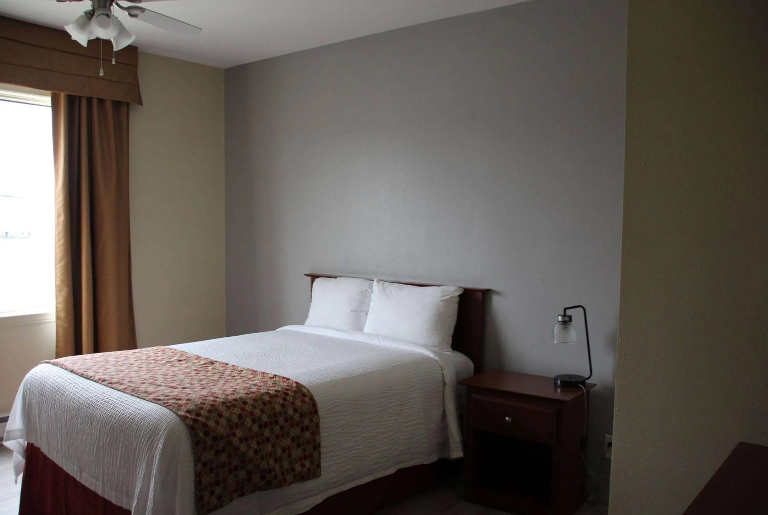 Double Room - Non-Smoking  in Super 8 by Wyndham Campbellton NB