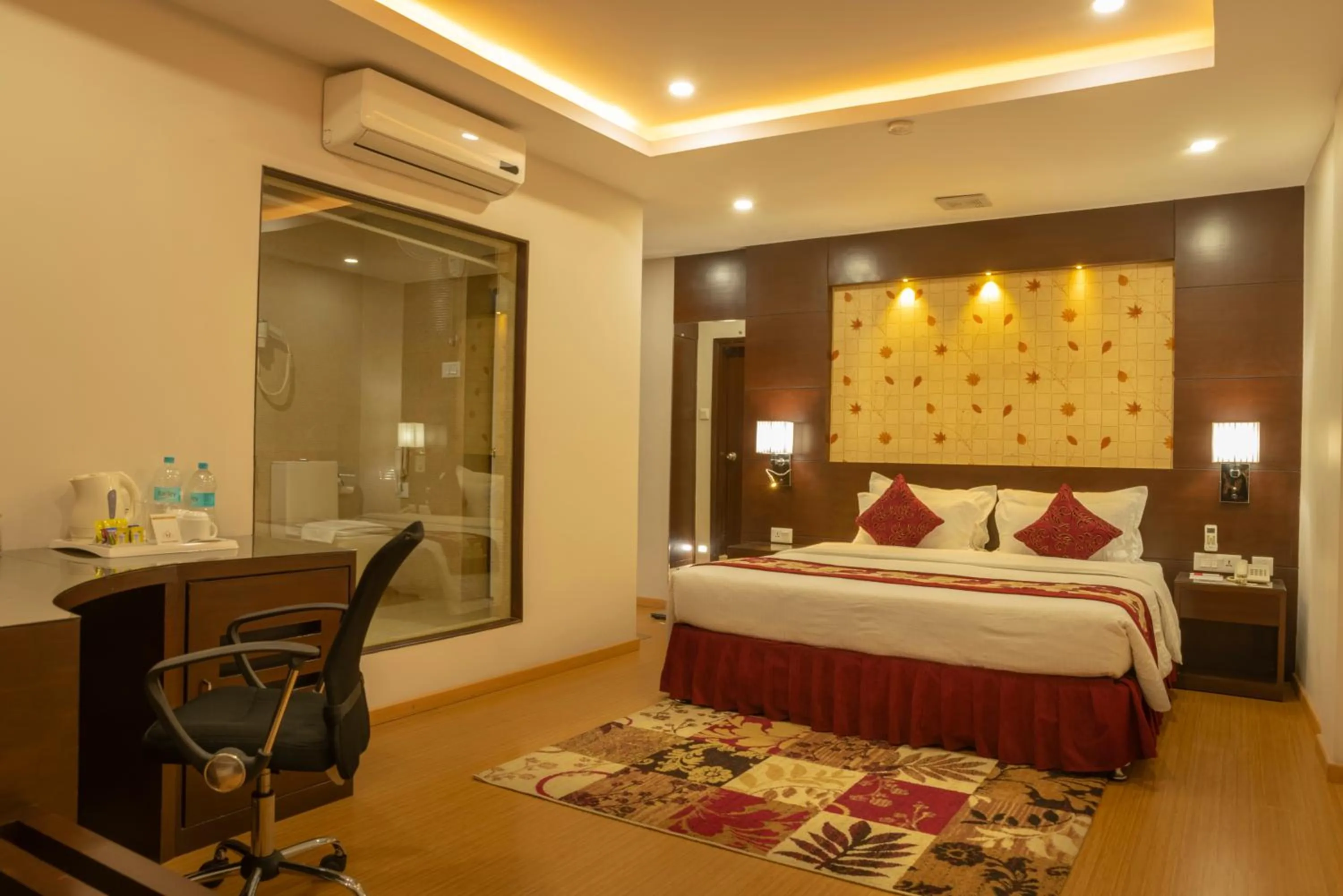 King Suite in Hotel Harrison Palace