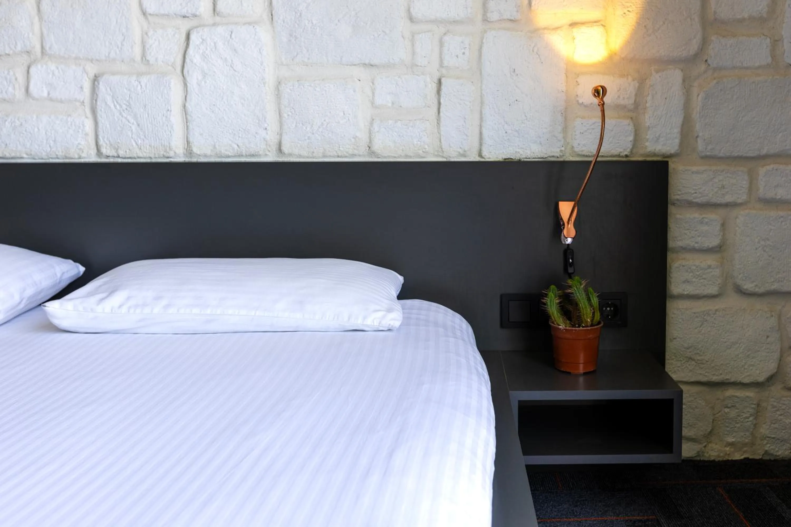 Roof Room with Sea View in Mene City Hotel