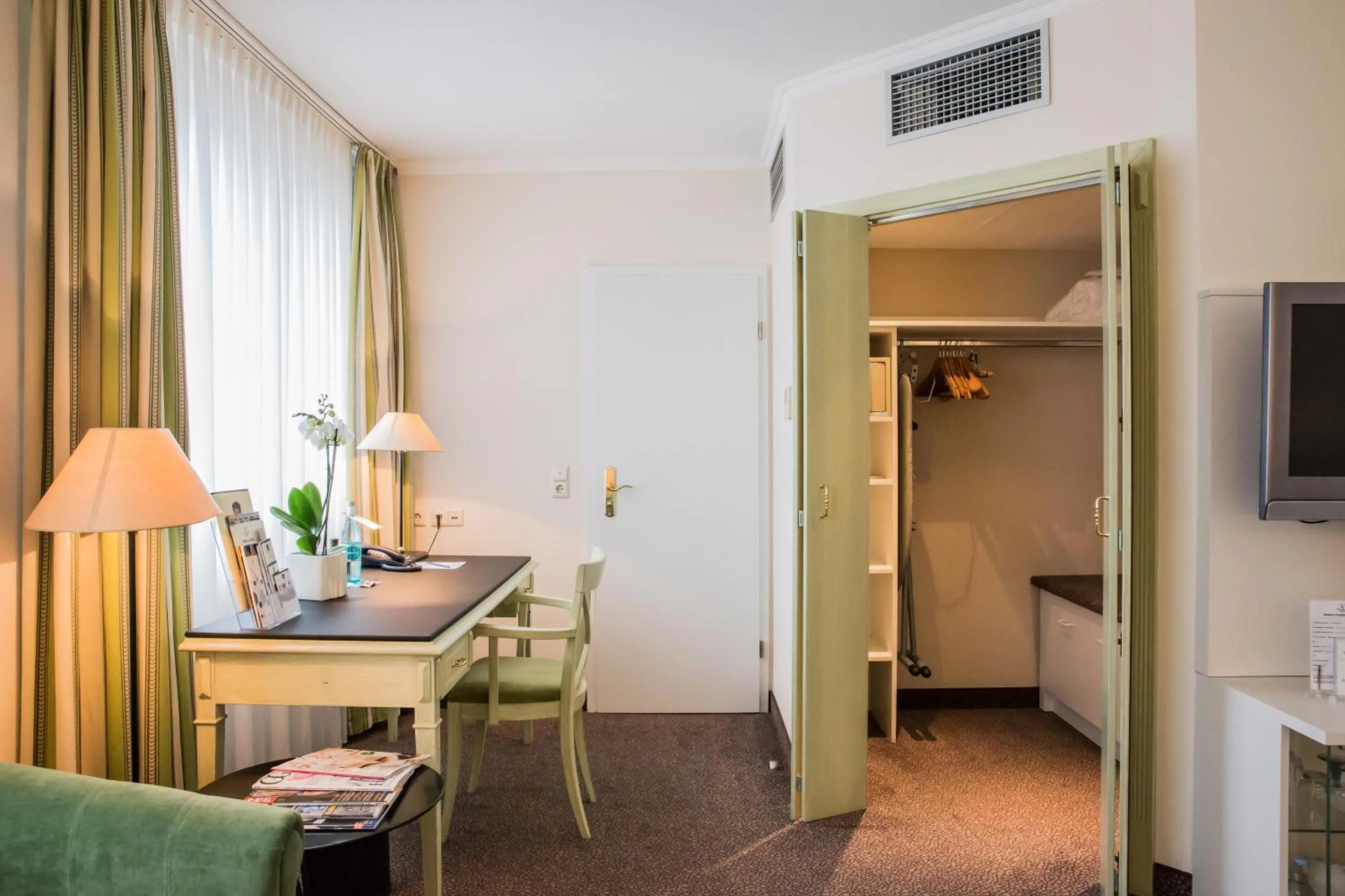 Deluxe Double Room in Best Western Premier Hotel Rebstock