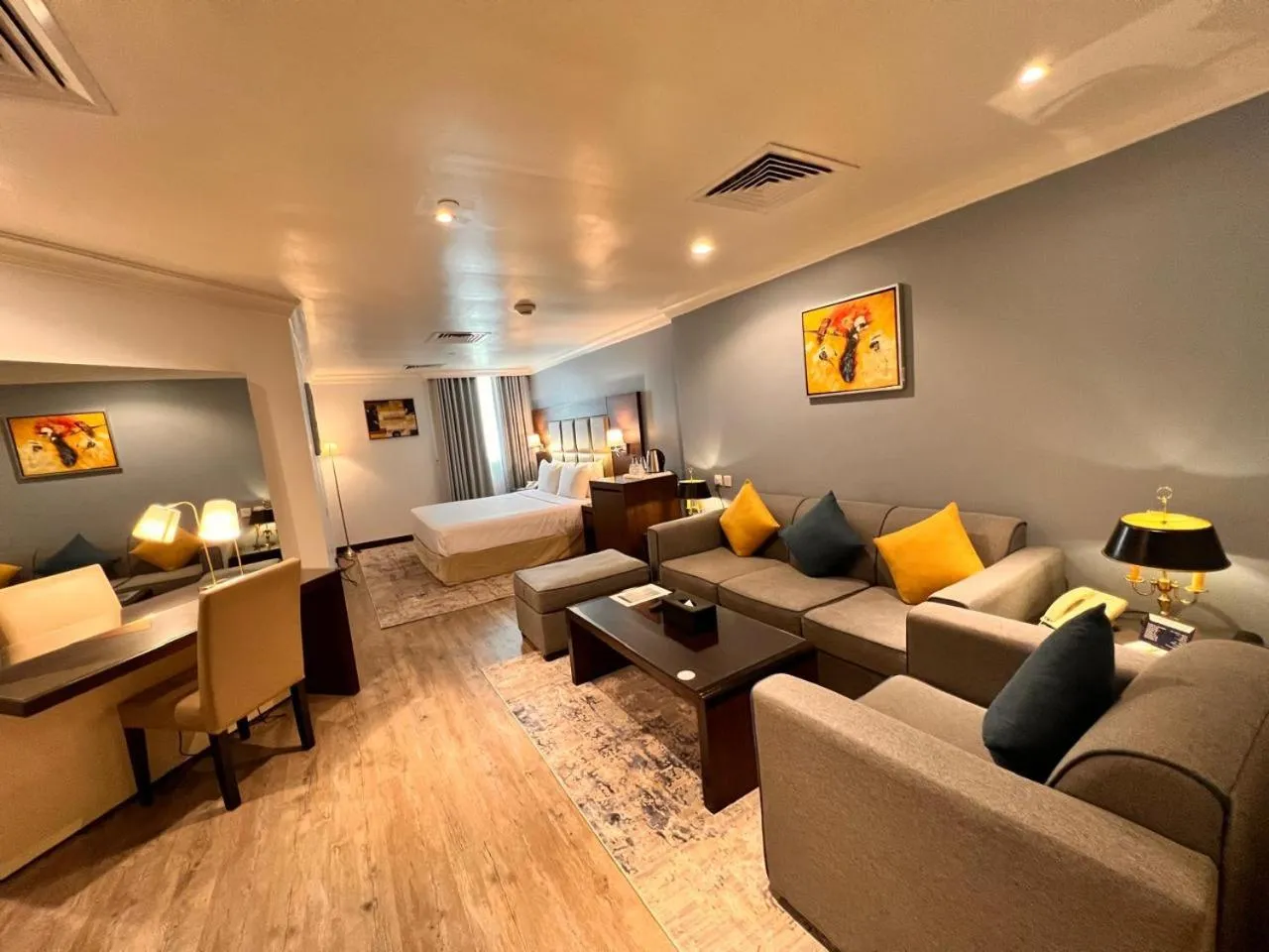 King Room in Golden Tulip Al Khobar