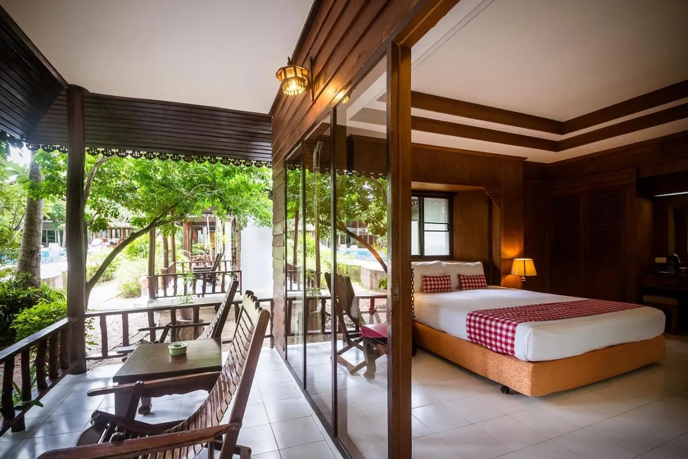 Deluxe Bungalow (Sunset Wing) in Sand Sea Resort Railay Beach