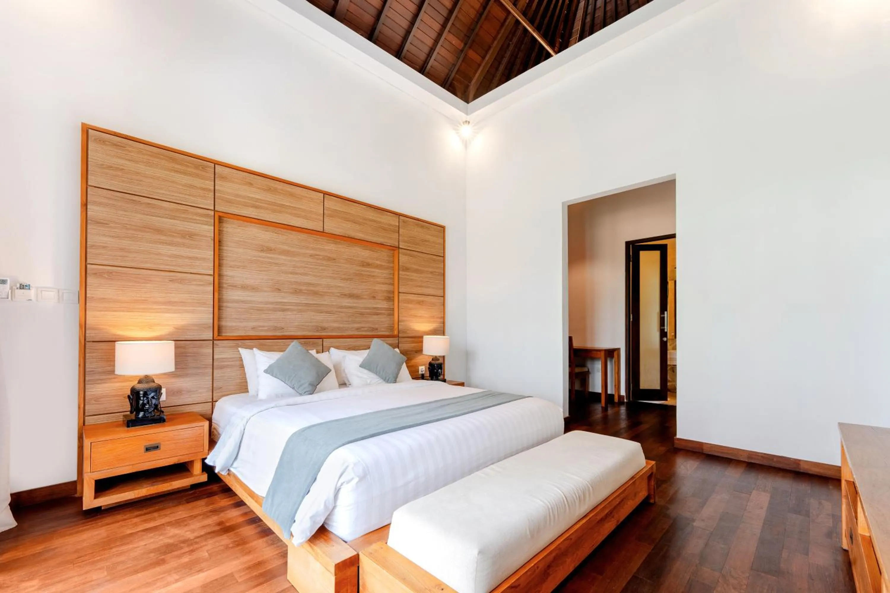 Double Room with Pool View in djabu Canggu Beach Villa