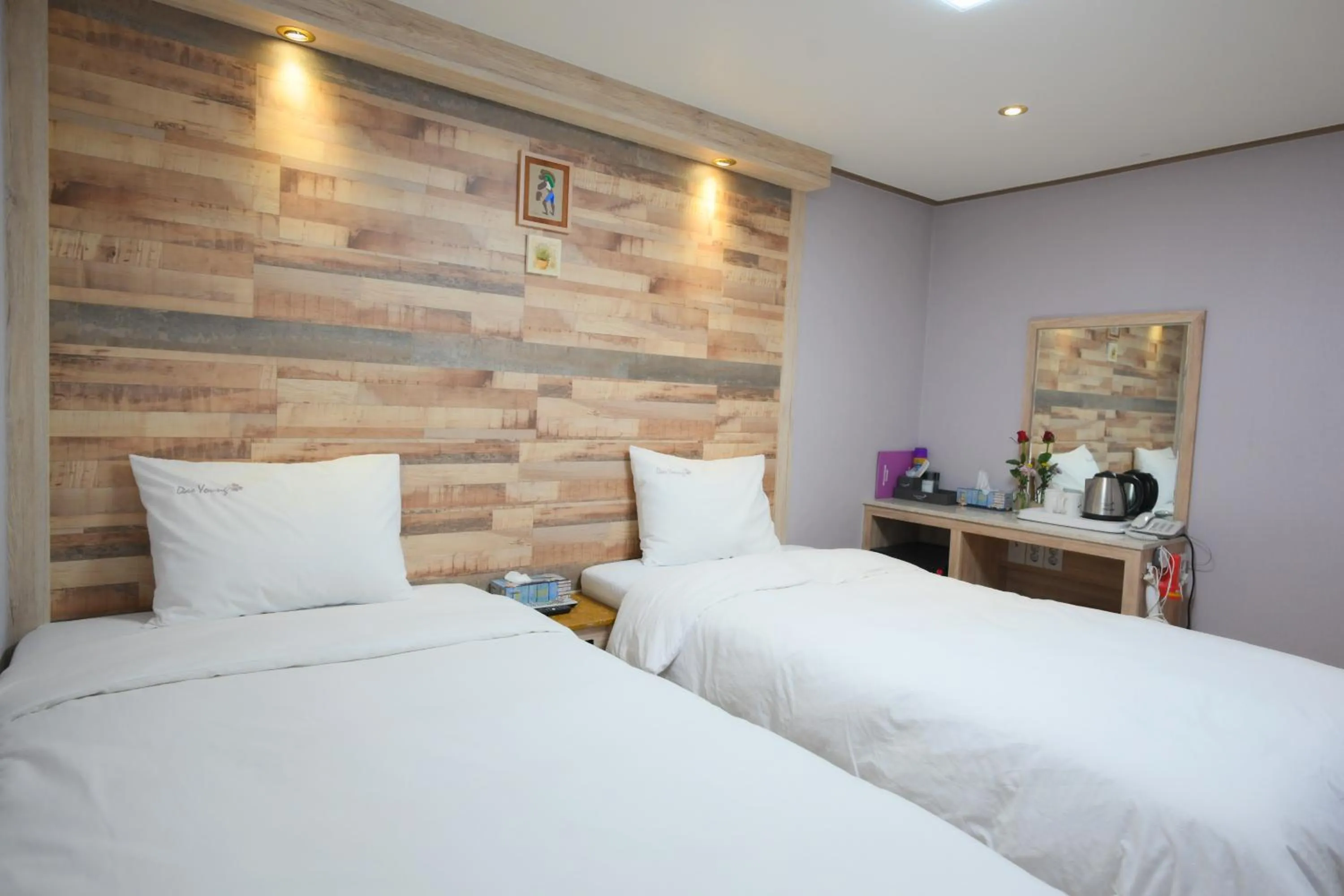 Standard Twin Room in Daeyoung Hotel Myeongdong