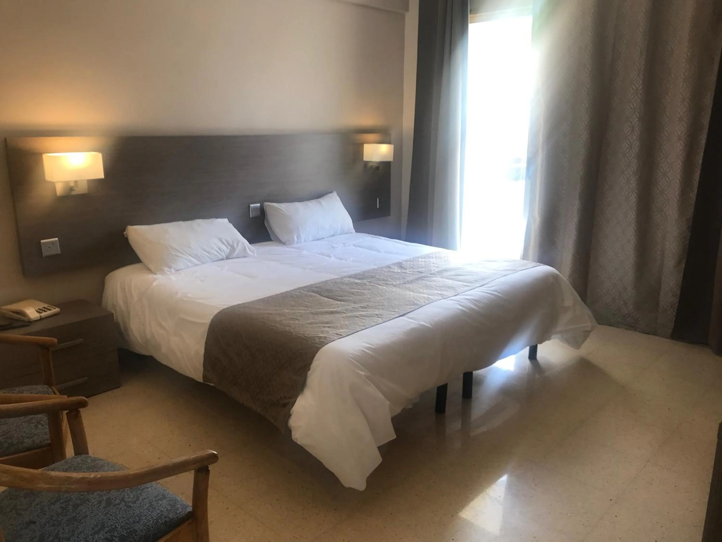 Double or Twin Room with Partial Sea View in Primera Hotel