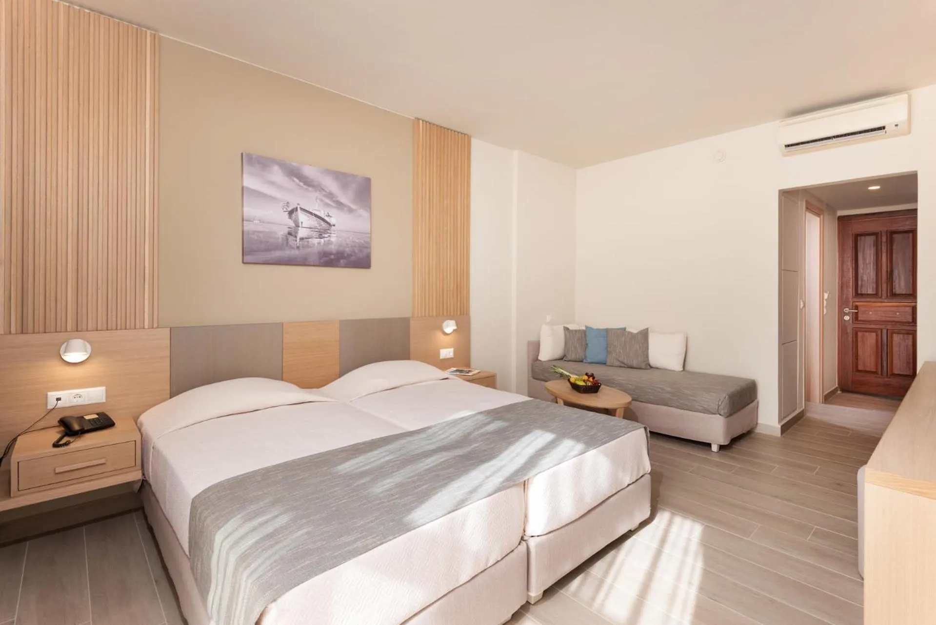 Double or Twin Room with Garden View in Horizon Beach Resort