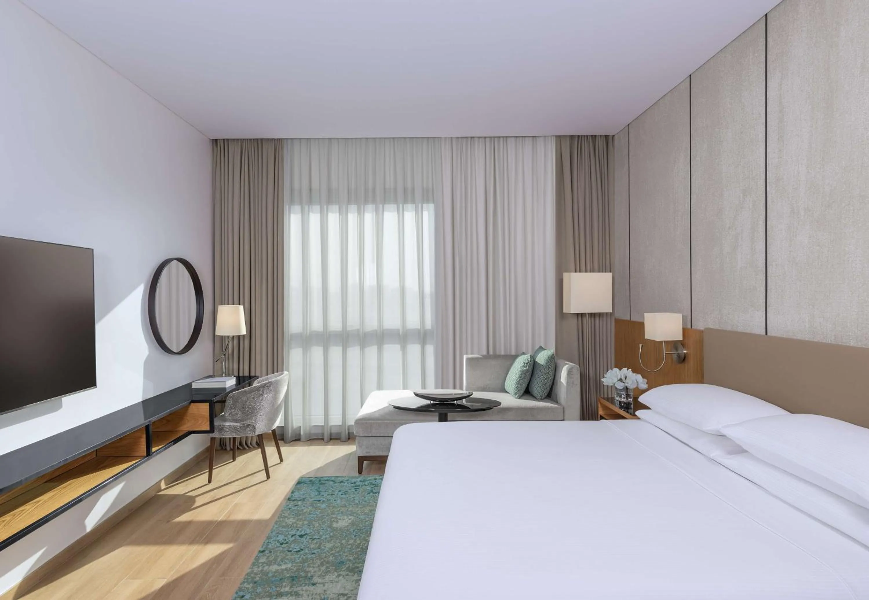 King Room with Pool View in Hyatt Regency Oryx Doha