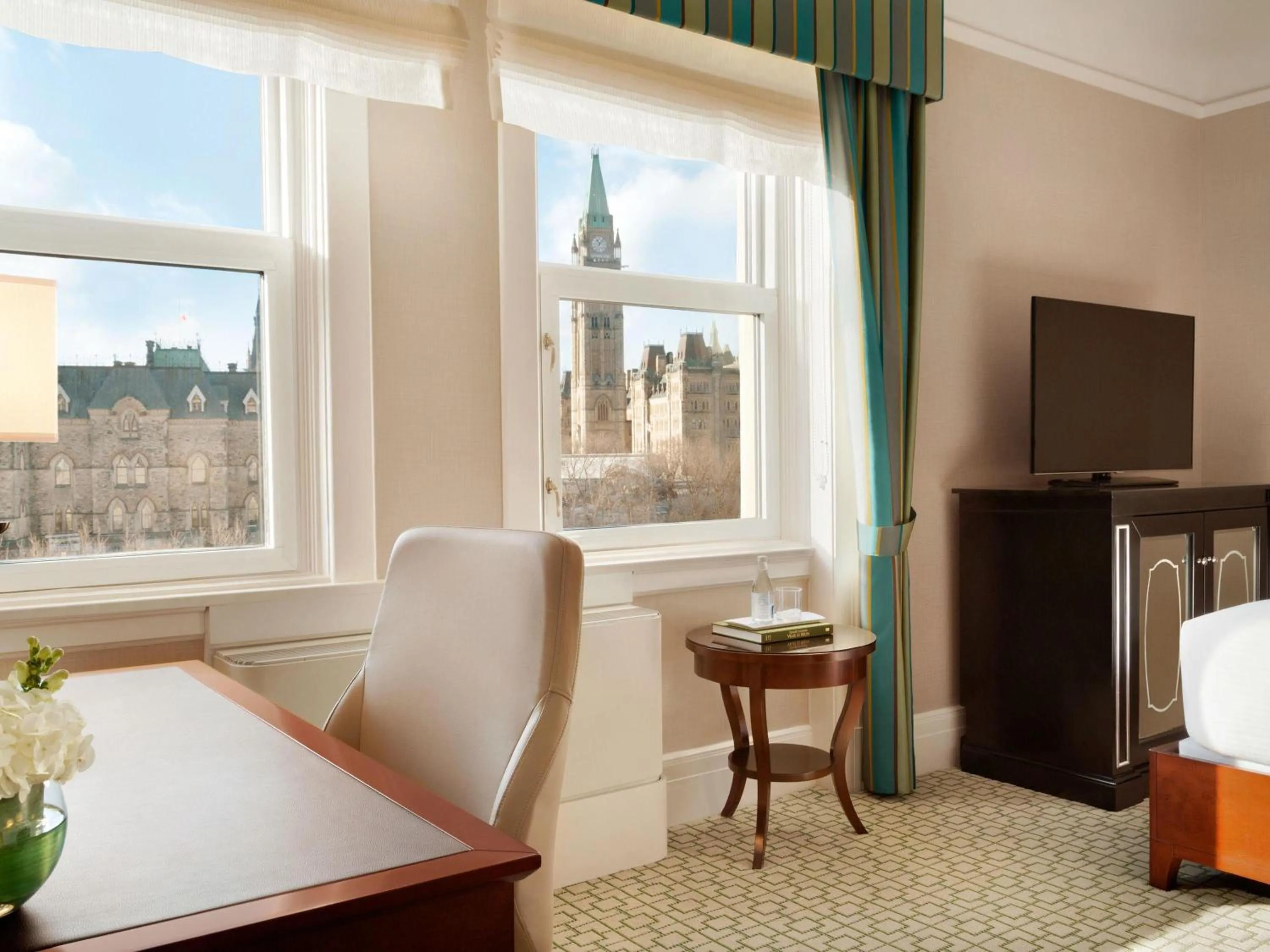 Deluxe Double Room with View in Fairmont Chateau Laurier