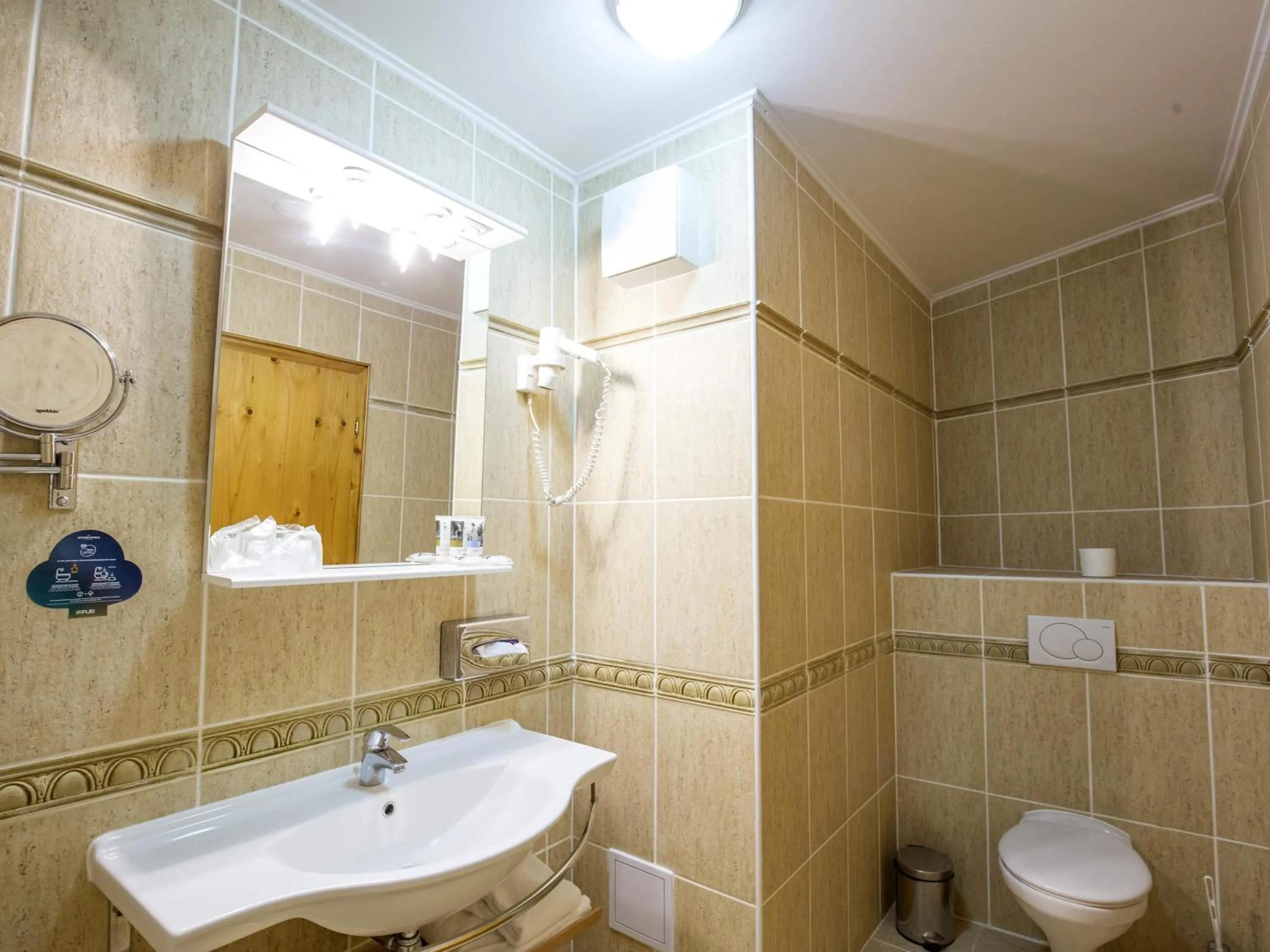 Presidential Suite with Two King Beds in Mercure Sighisoara Binderbubi Hotel & Spa