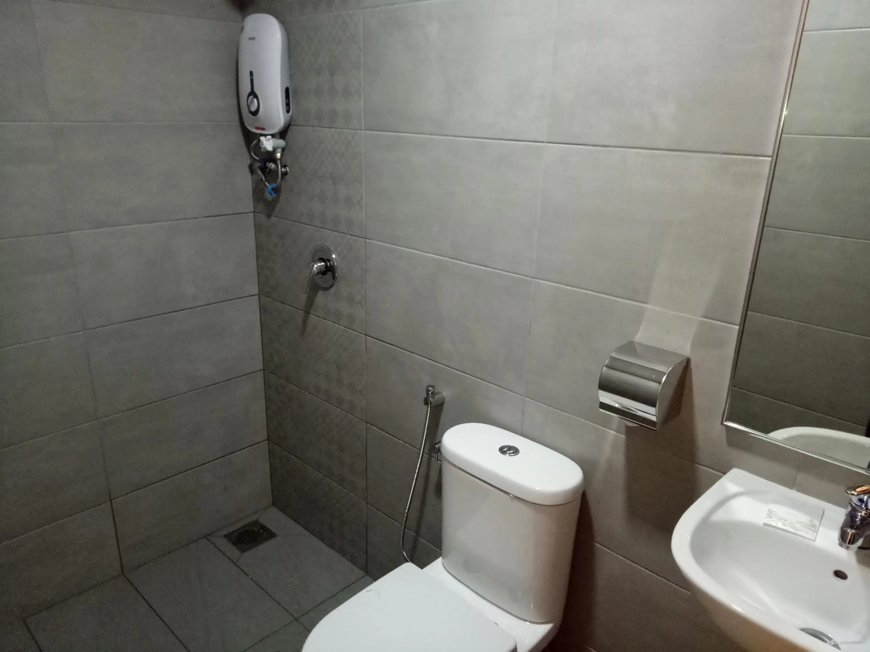 Single Room in Hotel Check-In