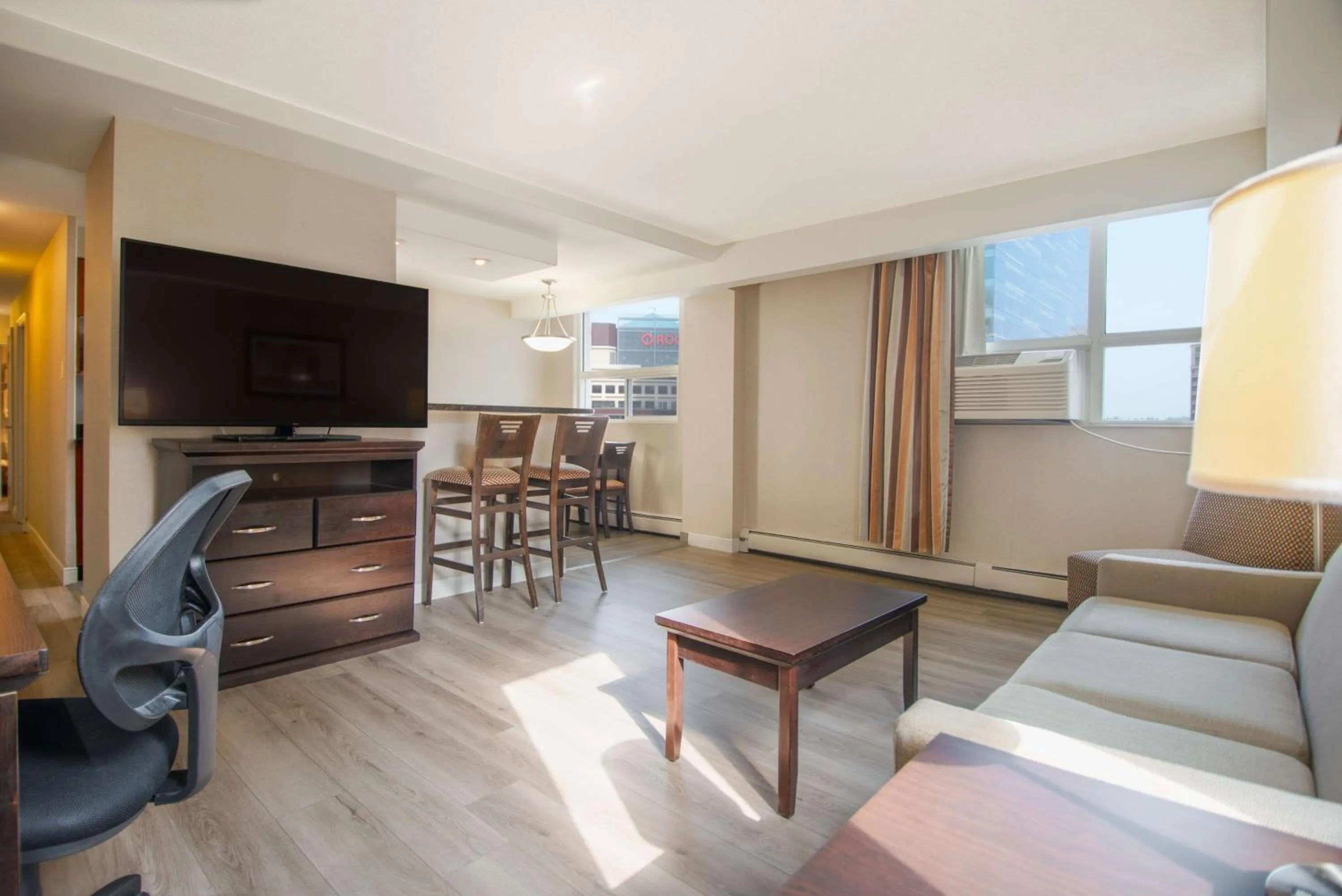 Coast Two Bedroom Suite in Coast Calgary Downtown Hotel & Suites by APA