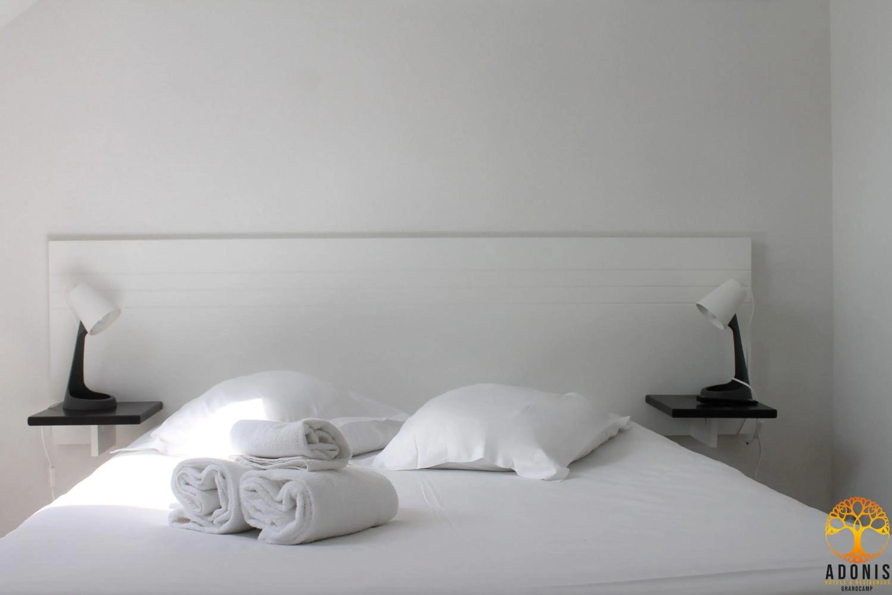 One-Bedroom Apartment with Balcony or Terrace (4 People) in Adonis Grandcamp - Résidence Les Isles De Sola