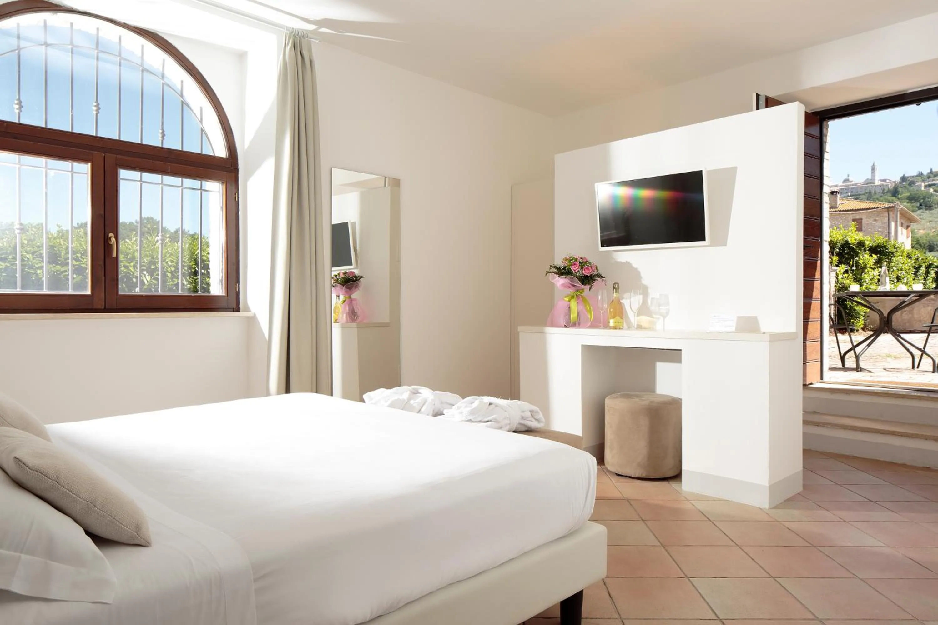 Deluxe Double or Twin Room in Giotto Country House & Spa
