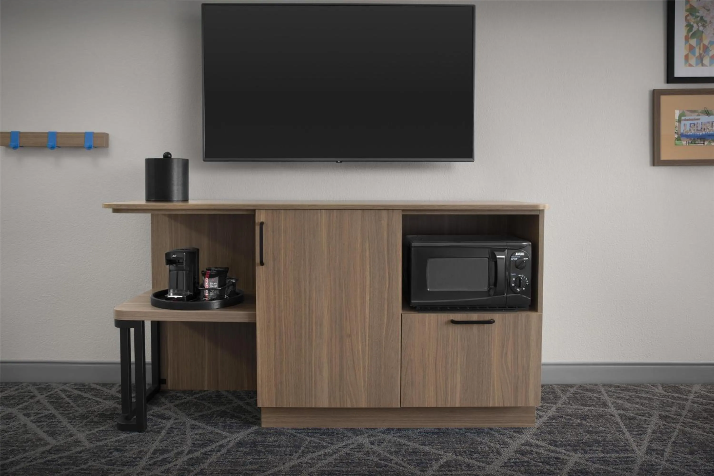 King Study Room - Non-Smoking in Hampton Inn & Suites Laurel