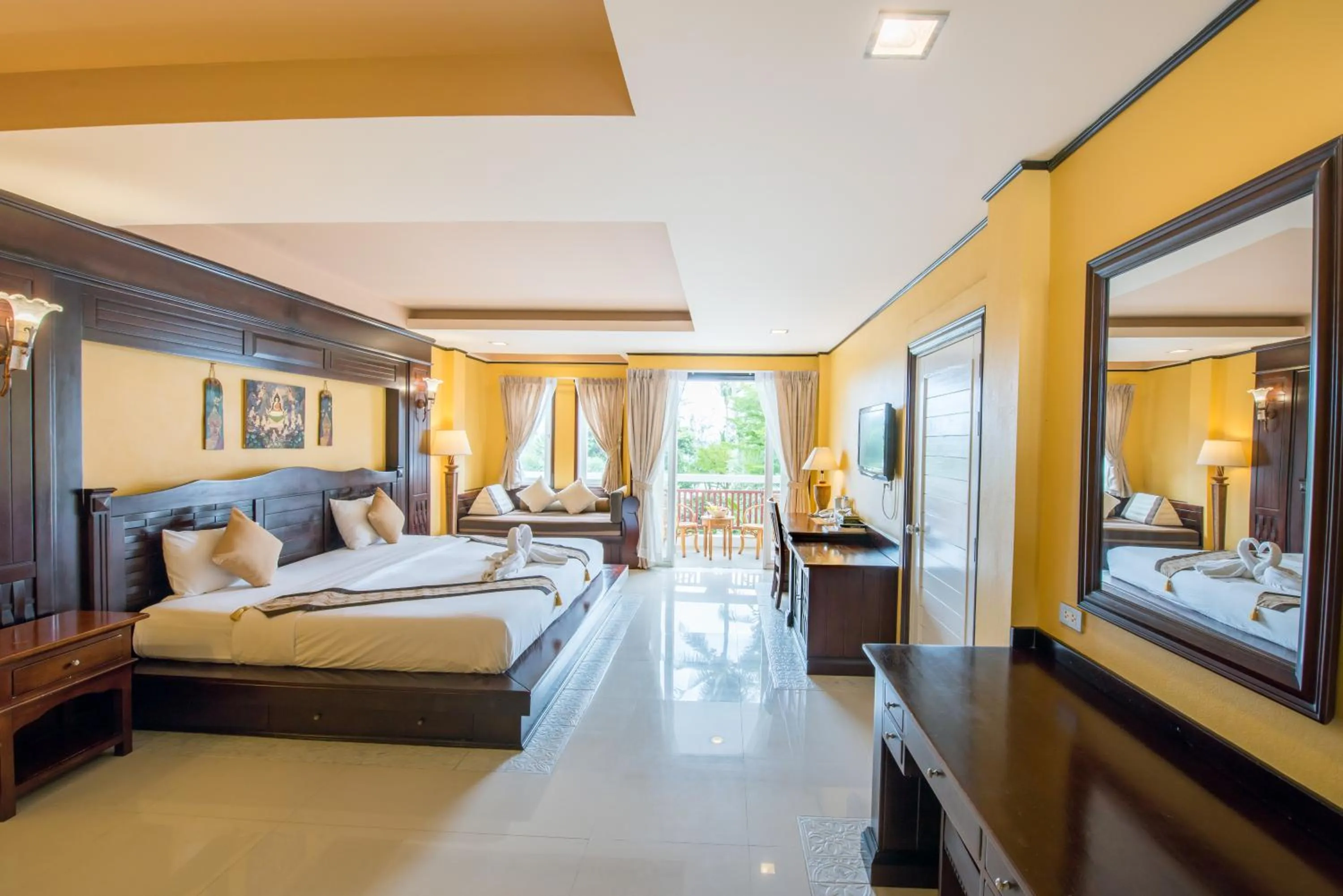 Deluxe Double or Twin Room with Sea View in Koh Tao Montra Resort