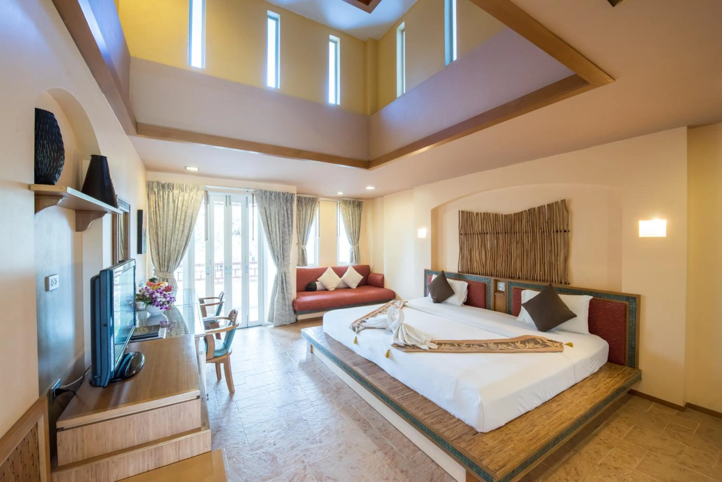 Deluxe Double or Twin Room in Koh Tao Montra Resort