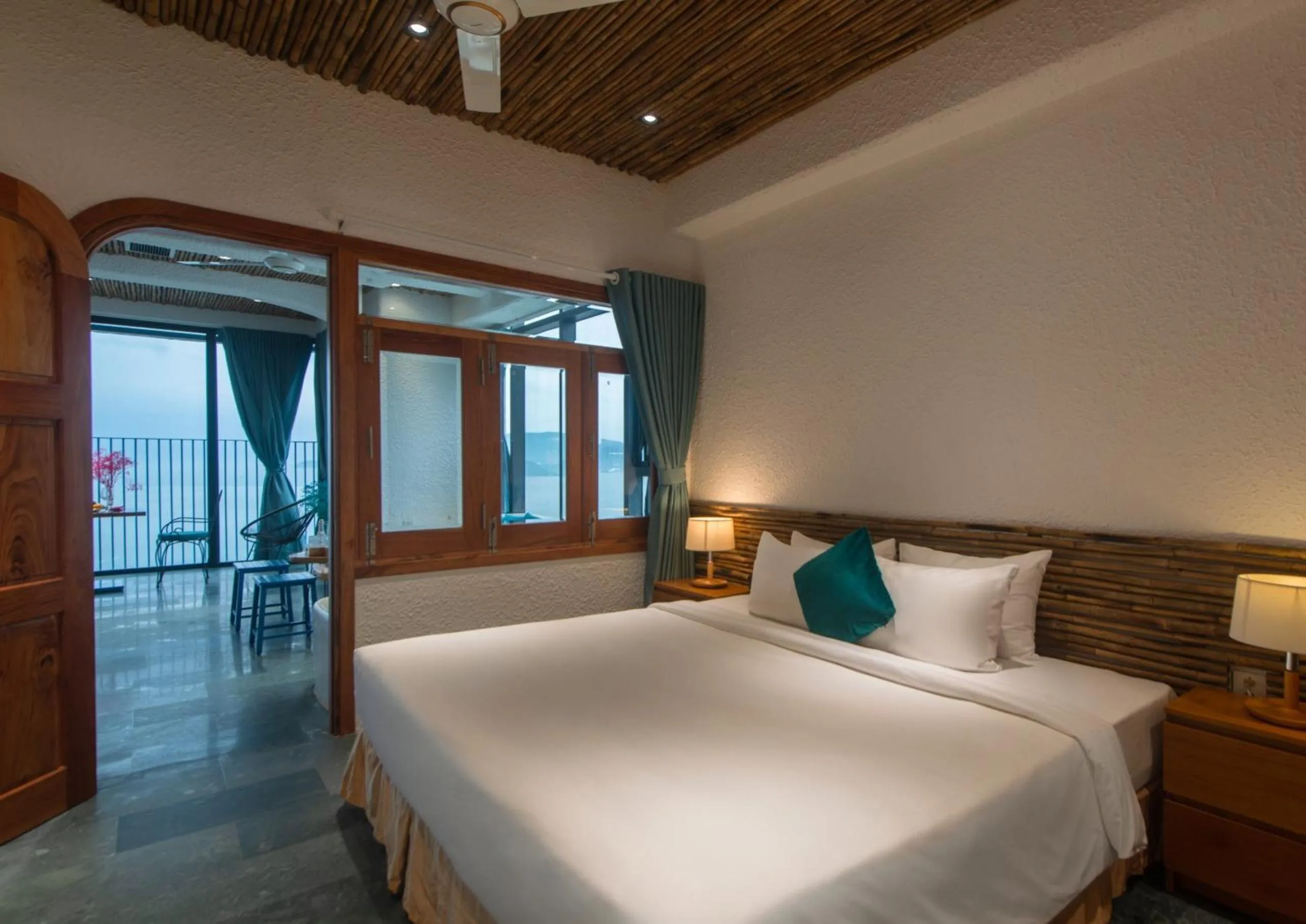 Blue House Ocean View in Maple Hotel & Apartment