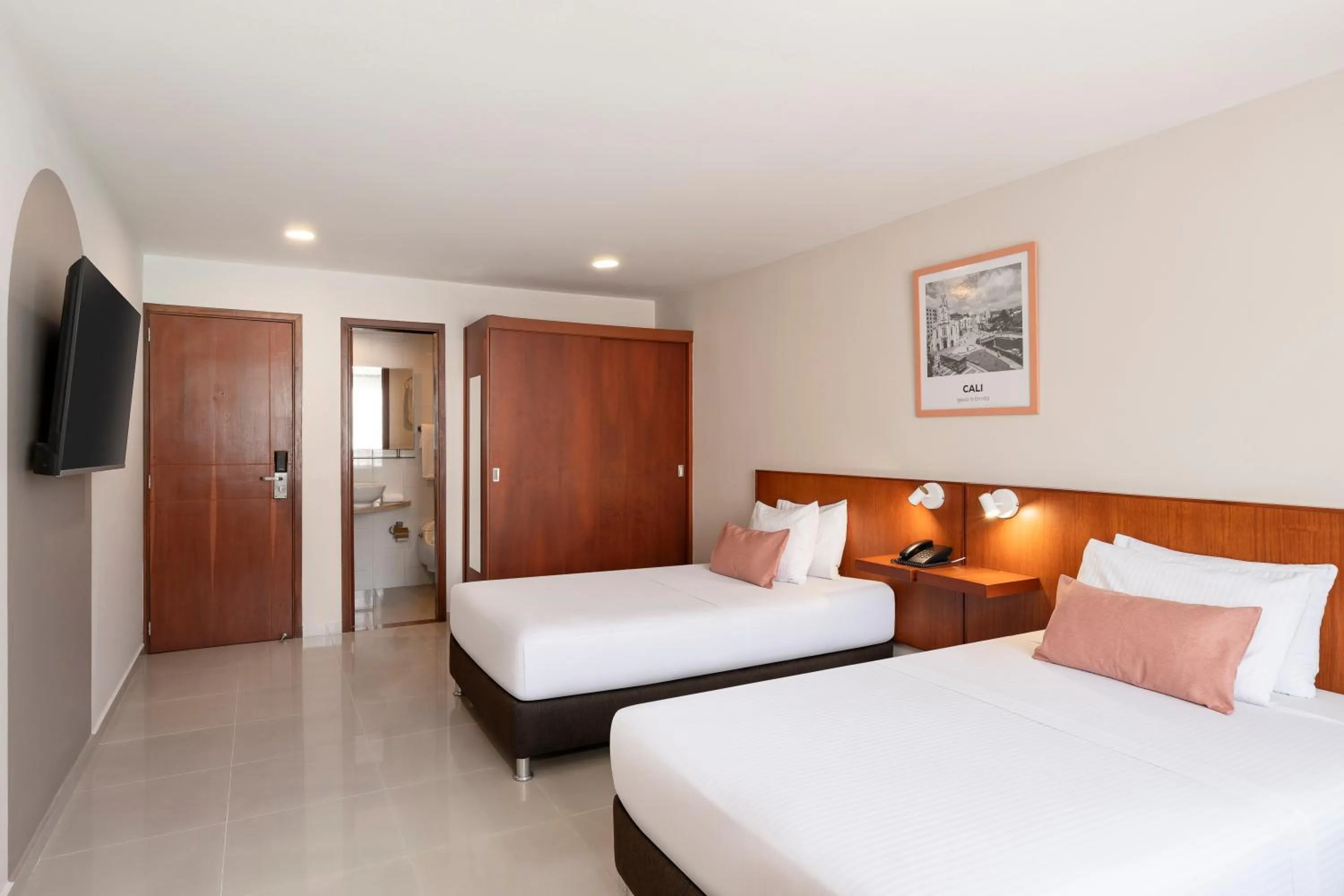 Superior Twin Room - single occupancy in Hotel MS Chipichape Plus