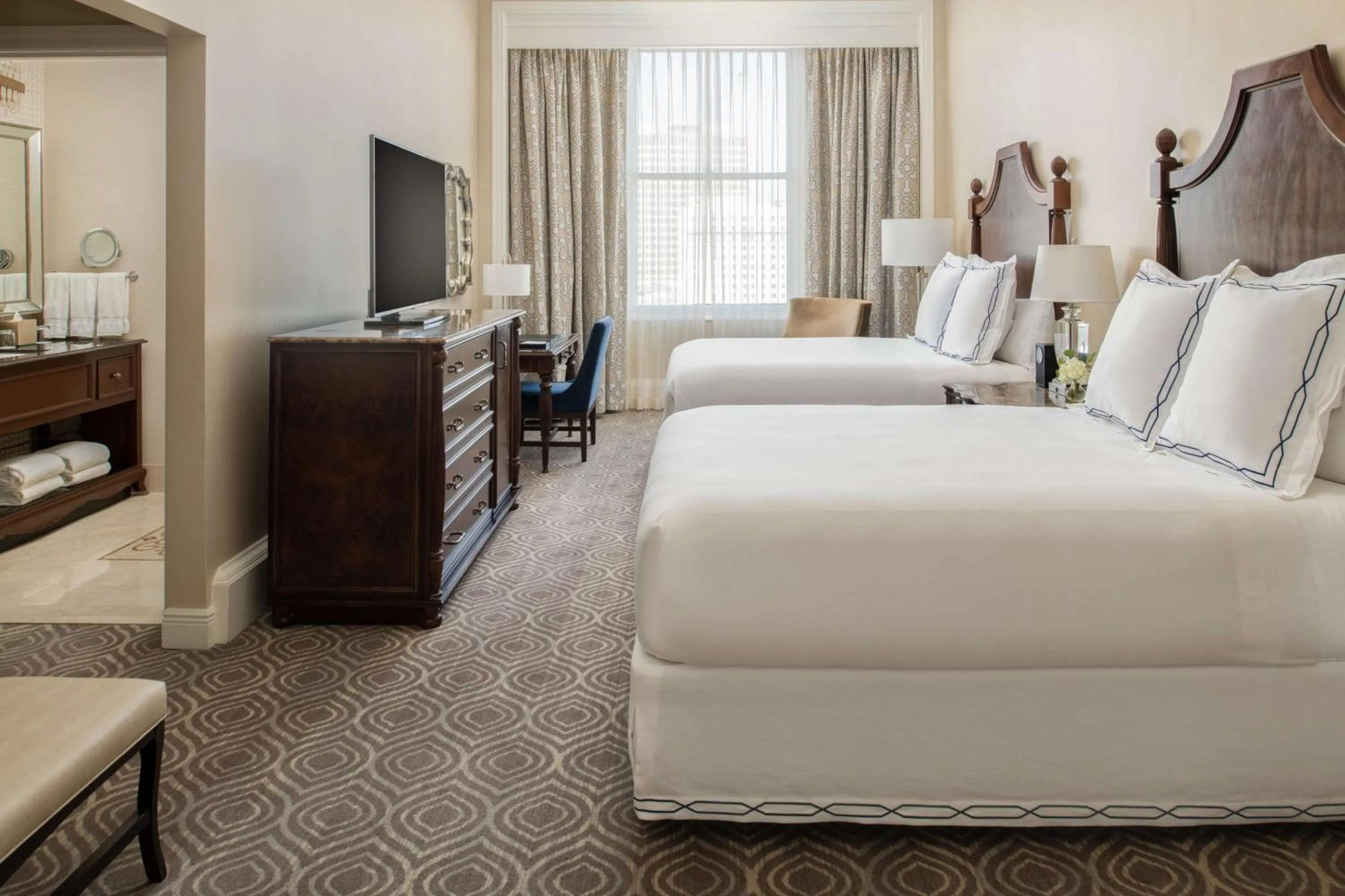 Deluxe Queen Room with Two Queen Beds - Hearing Access in The Roosevelt Hotel New Orleans - Waldorf Astoria Hotels & Resorts