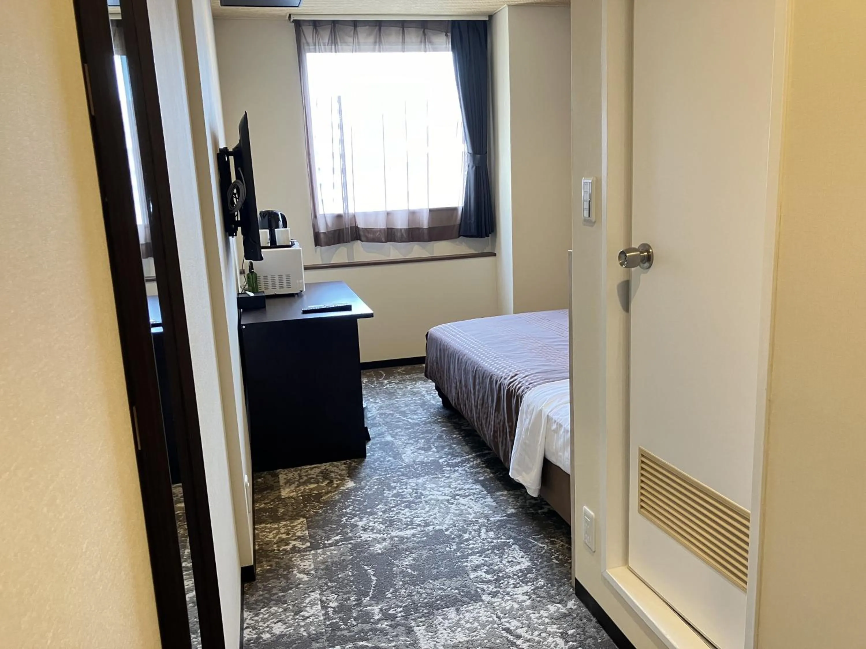Double Room with Small Double Bed - single occupancy - Non-Smoking in HOTEL LiVEMAX BUDGET Shinosaka
