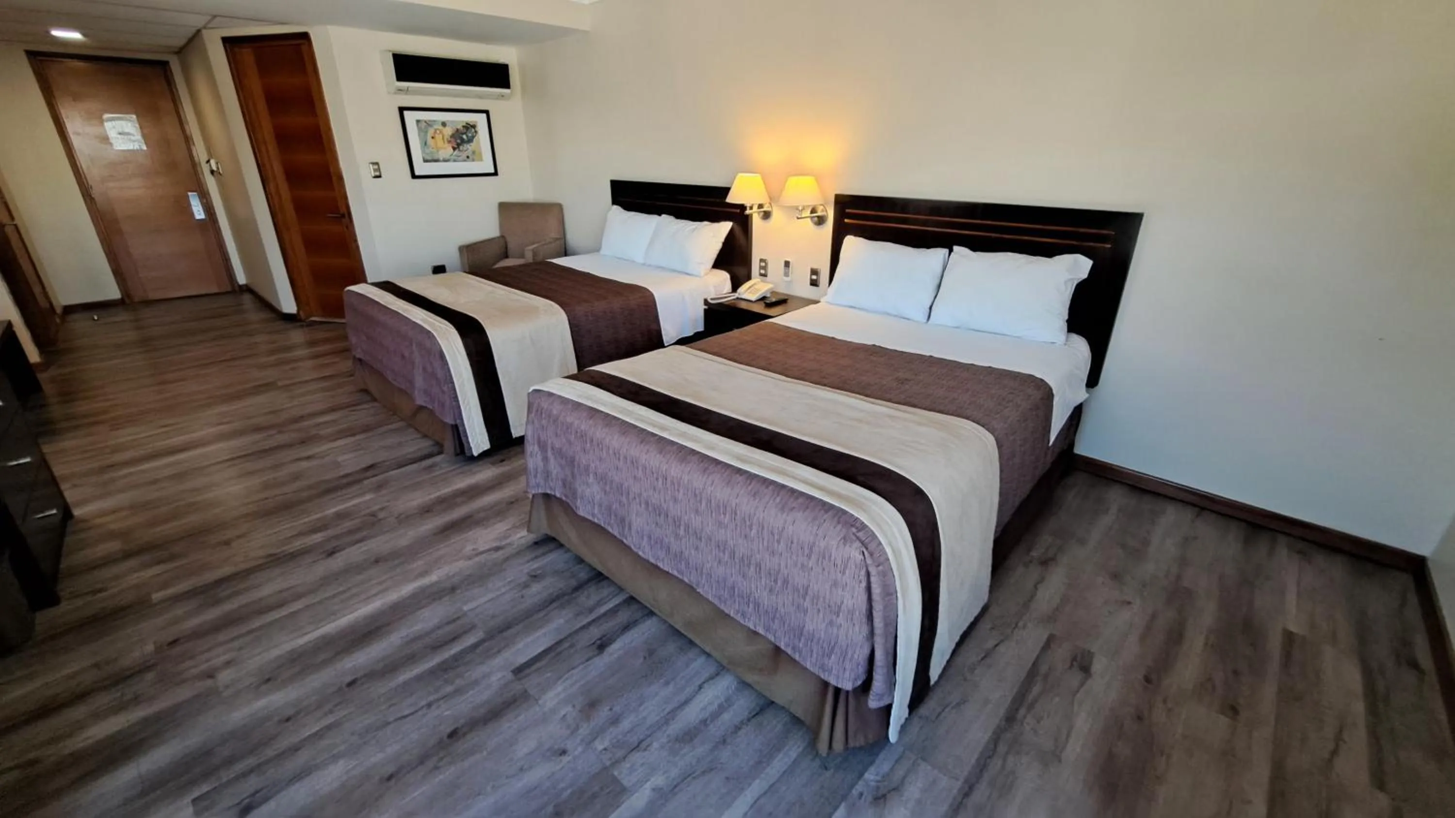 Twin Room with Sea View - single occupancy in Hotel Diego de Almagro Valparaíso