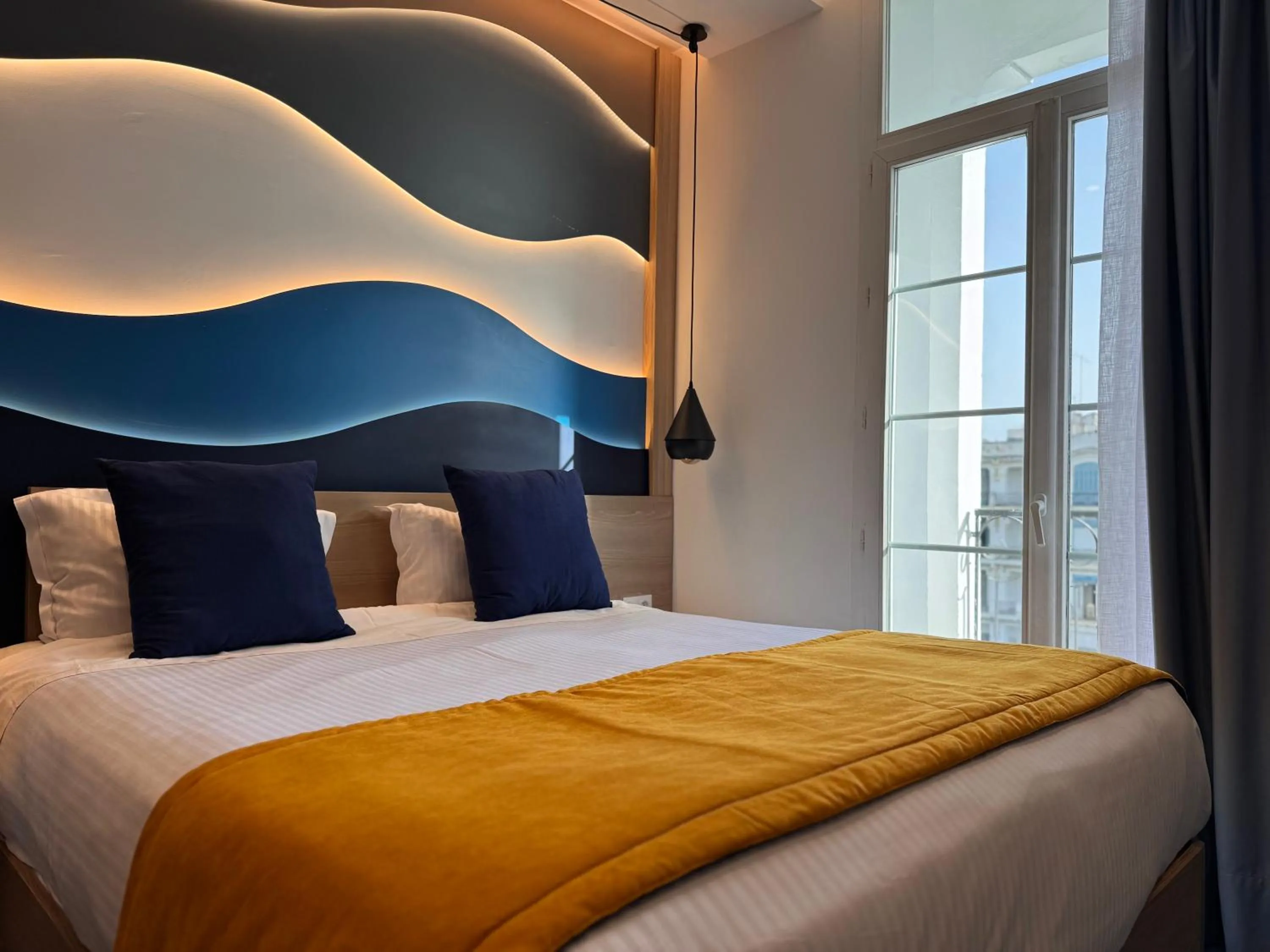 Deluxe Room - single occupancy in Hotel Carlton