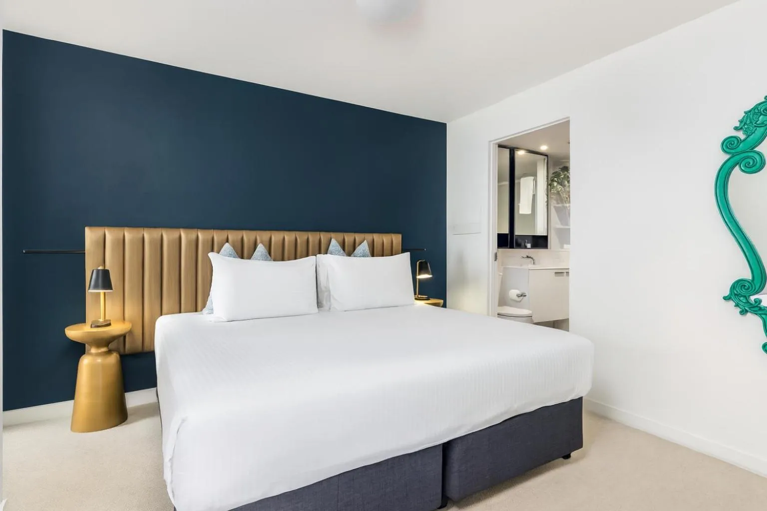 Two-Bedroom Apartment in Quest Flemington Central