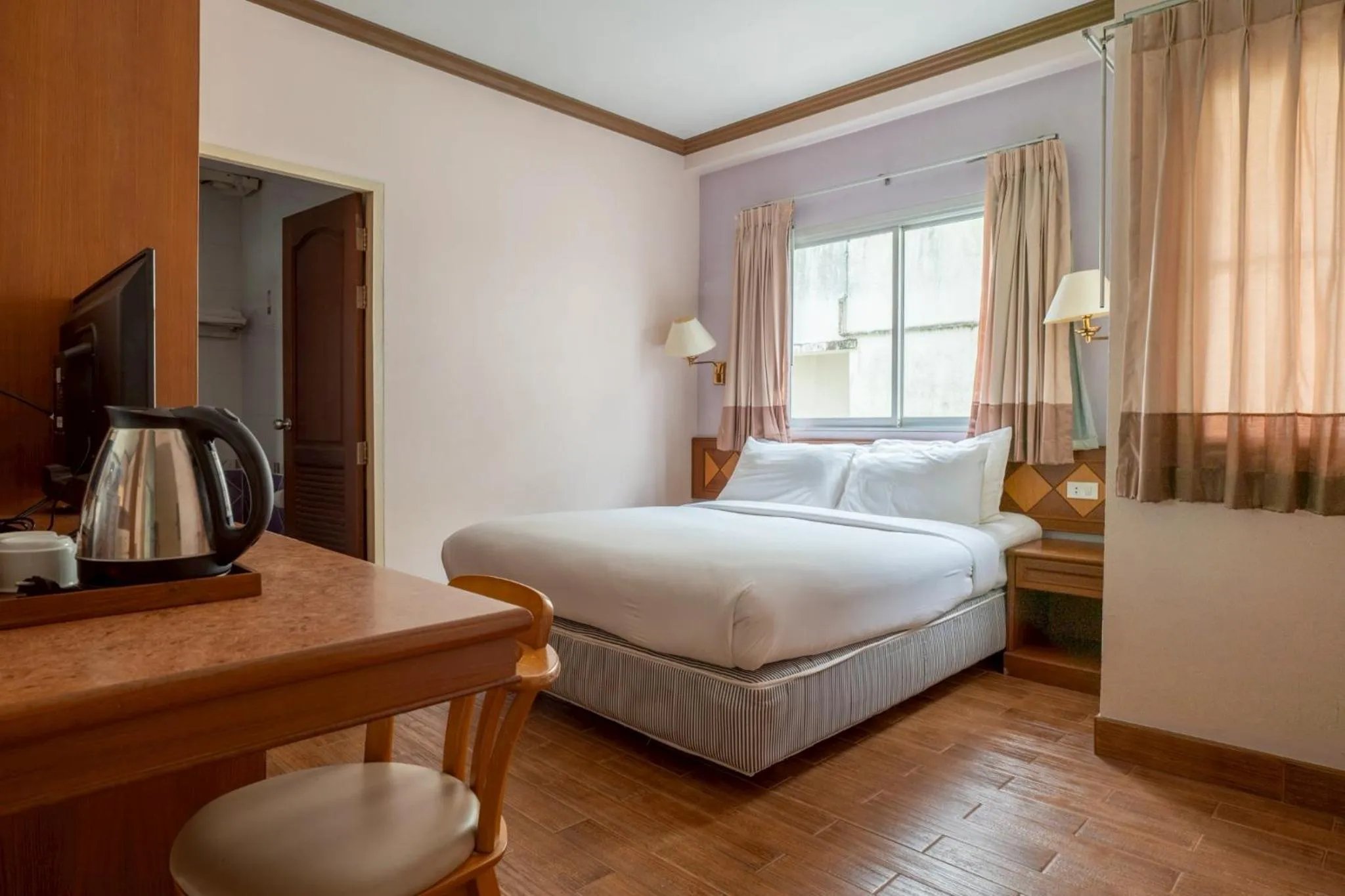 Queen Room in Krabi River Hotel