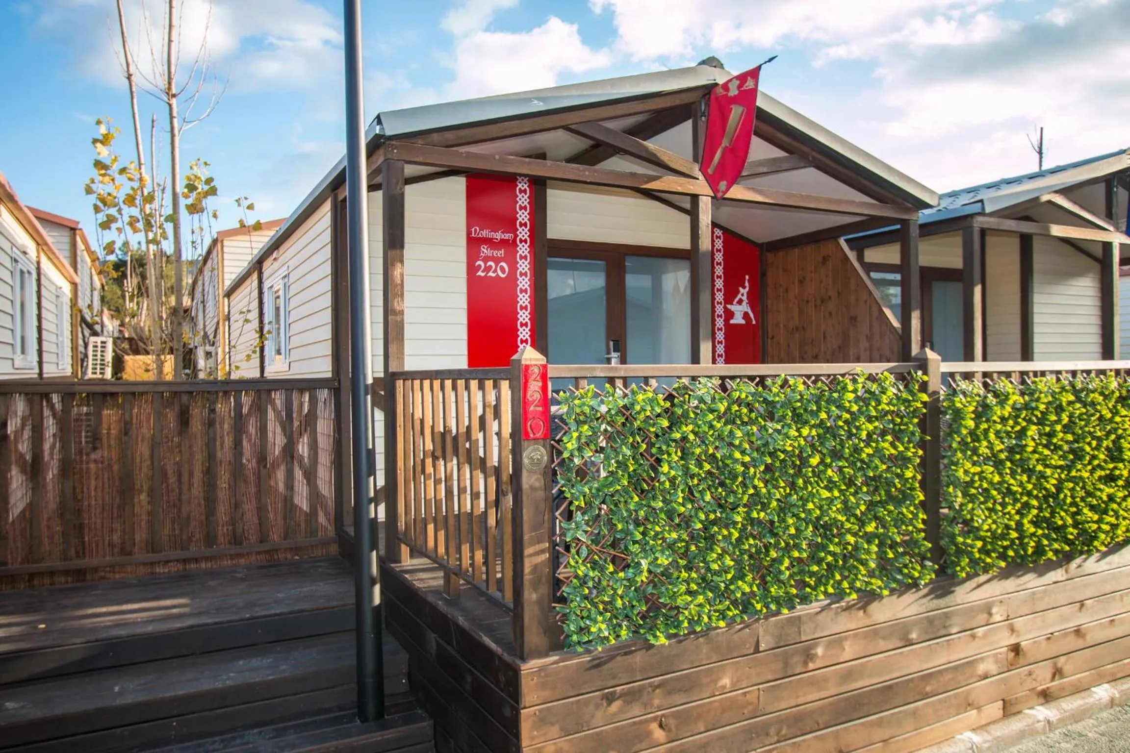 One-Bedroom Bungalow (2 Adults) in Magic Robin Hood