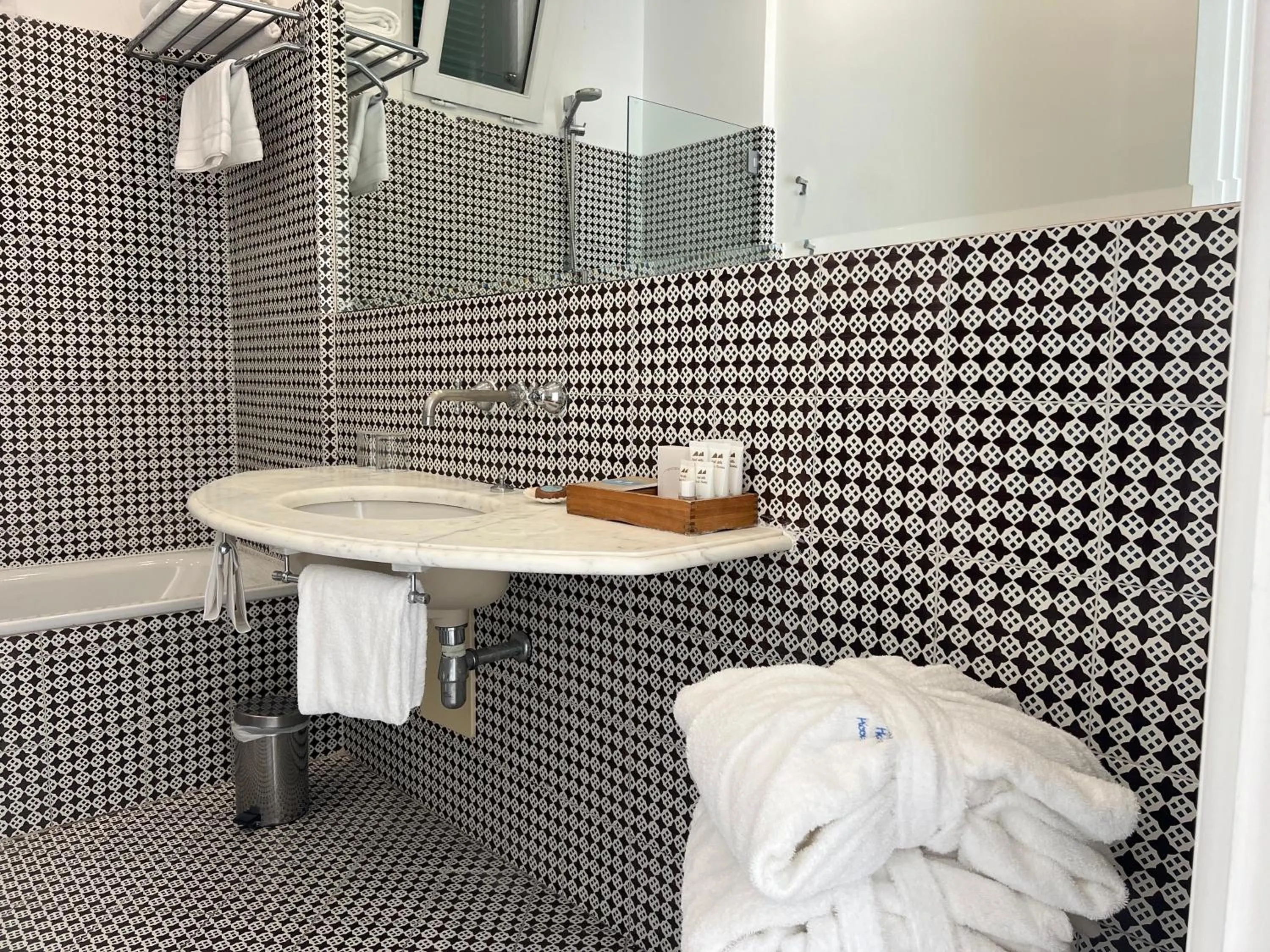 Junior Suite with Mountain View in Hotel Della Piccola Marina