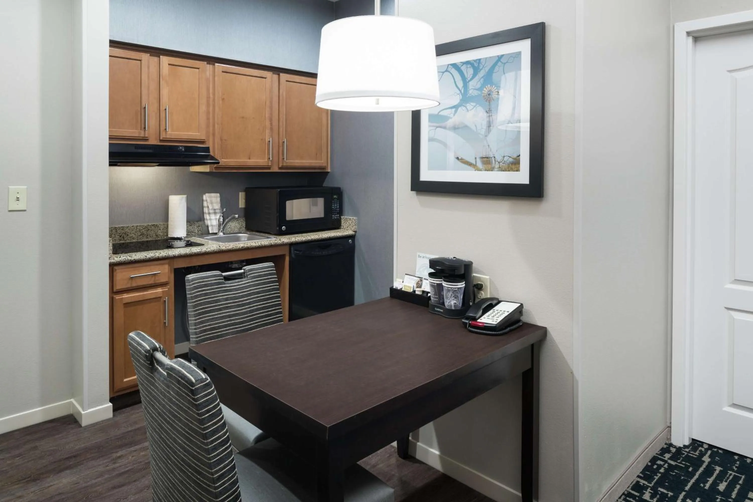 Suite with Two Queen Beds and Tub - Mobility and Hearing Access/Non-Smoking in Homewood Suites by Hilton Cedar Rapids-North