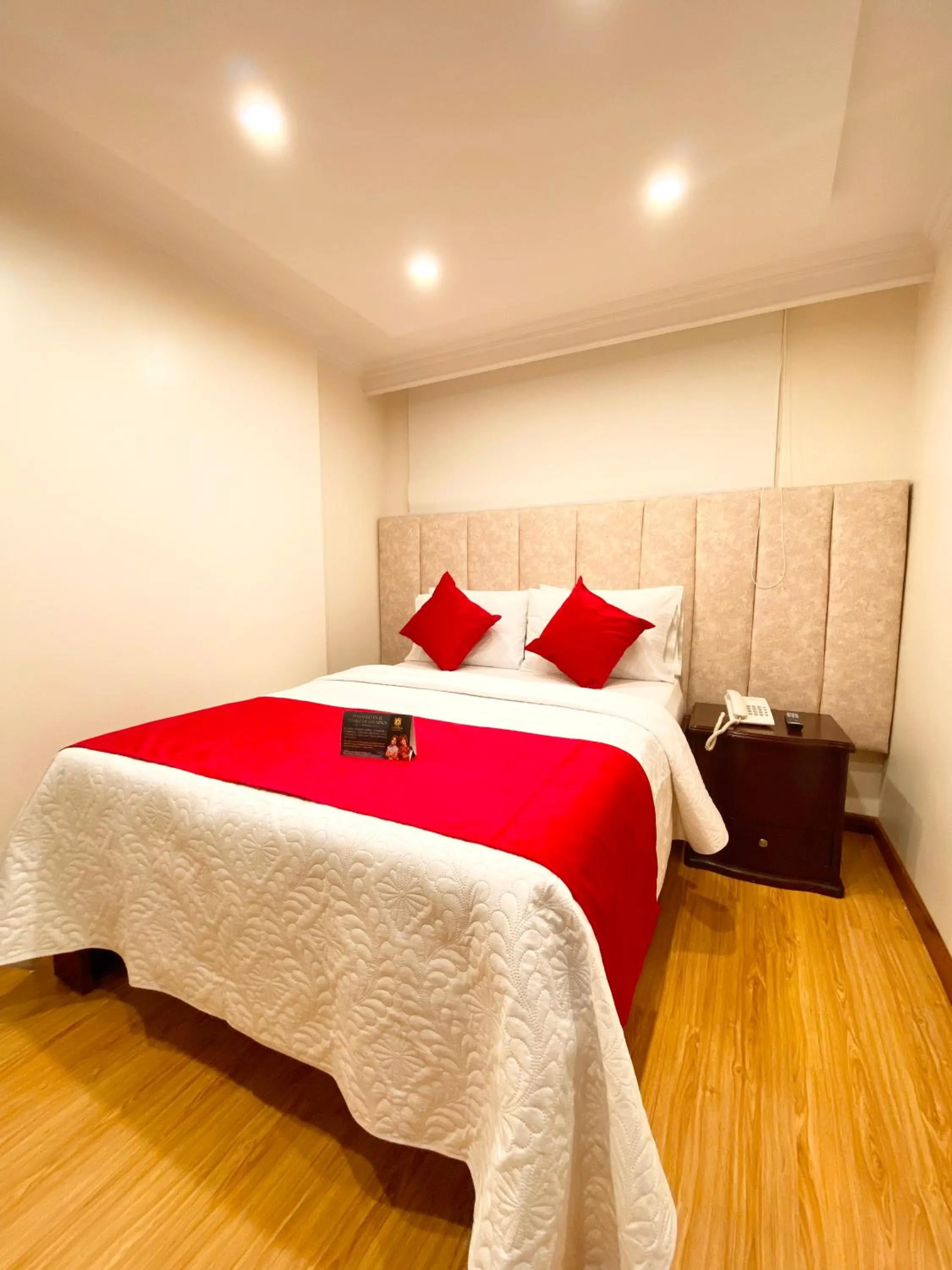 Double Room - single occupancy in Hotel Fontibon