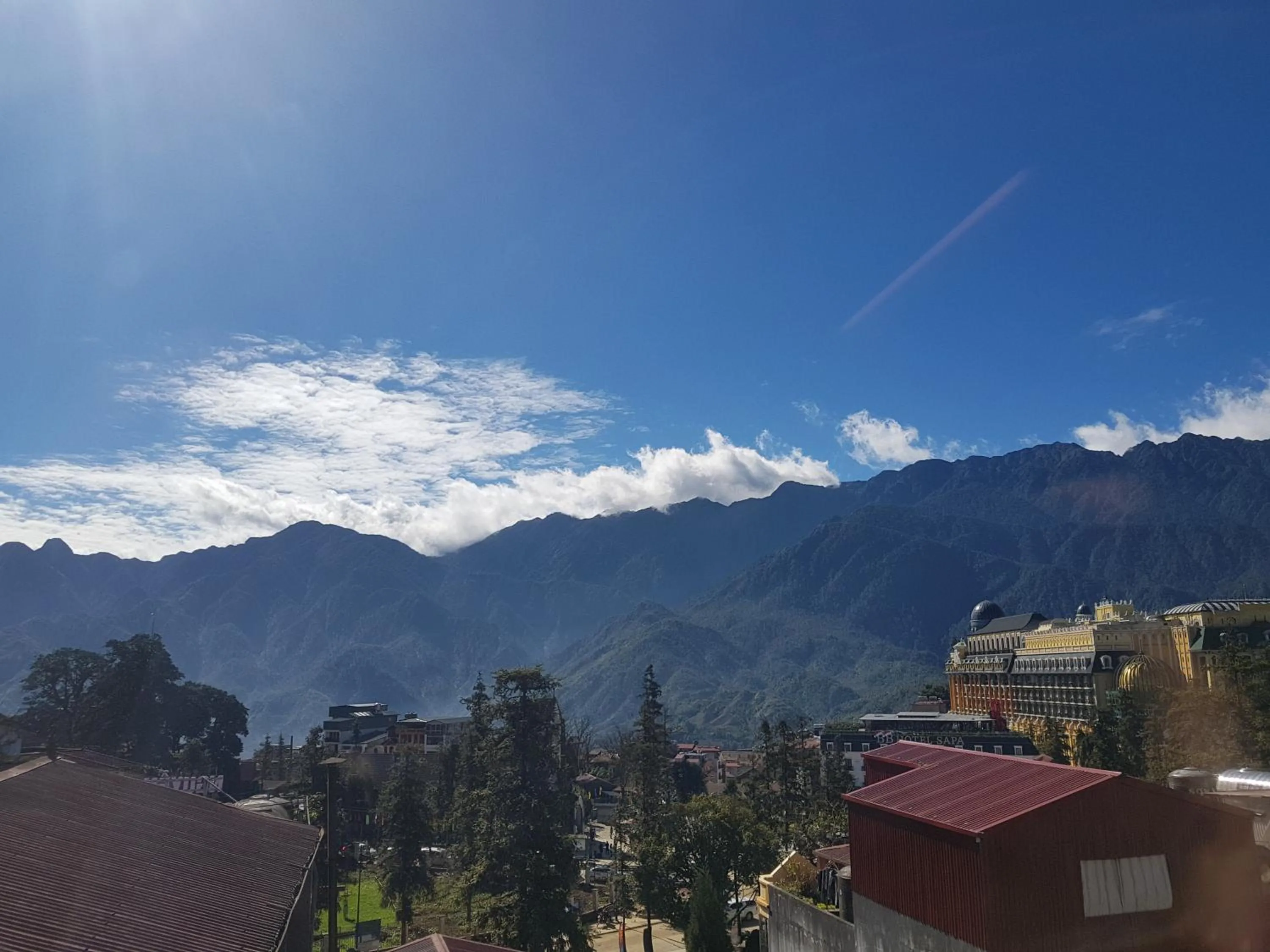 Deluxe Double or Twin Room in Anise Sapa Hotel