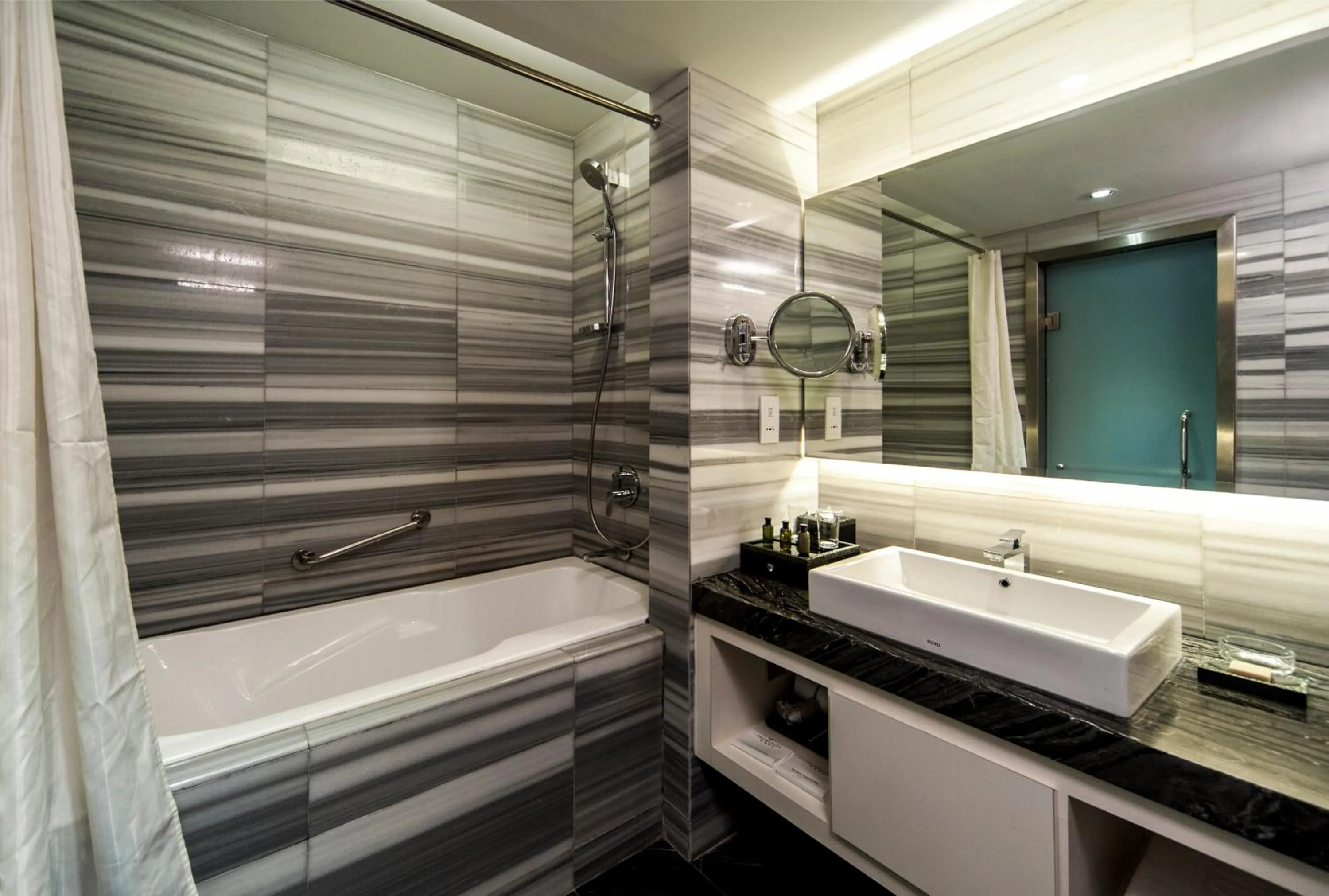 Deluxe Double or Twin Room  in Promenade Hotel Kota Kinabalu