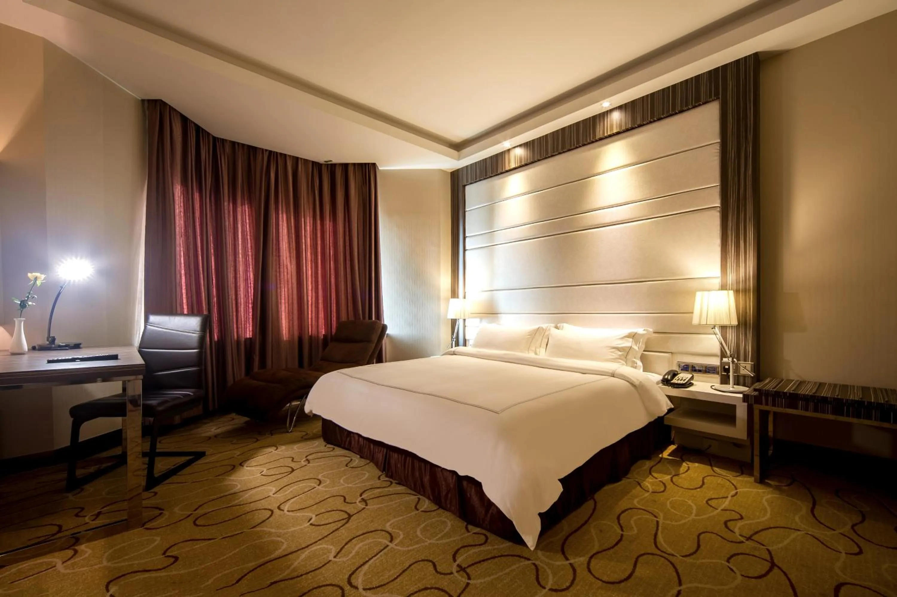 Executive King Suite in Promenade Hotel Kota Kinabalu