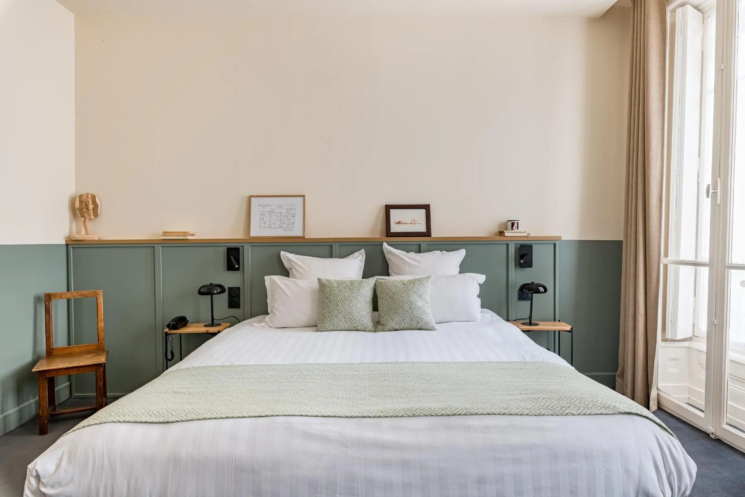 Privilege Room in Globe Et Cecil