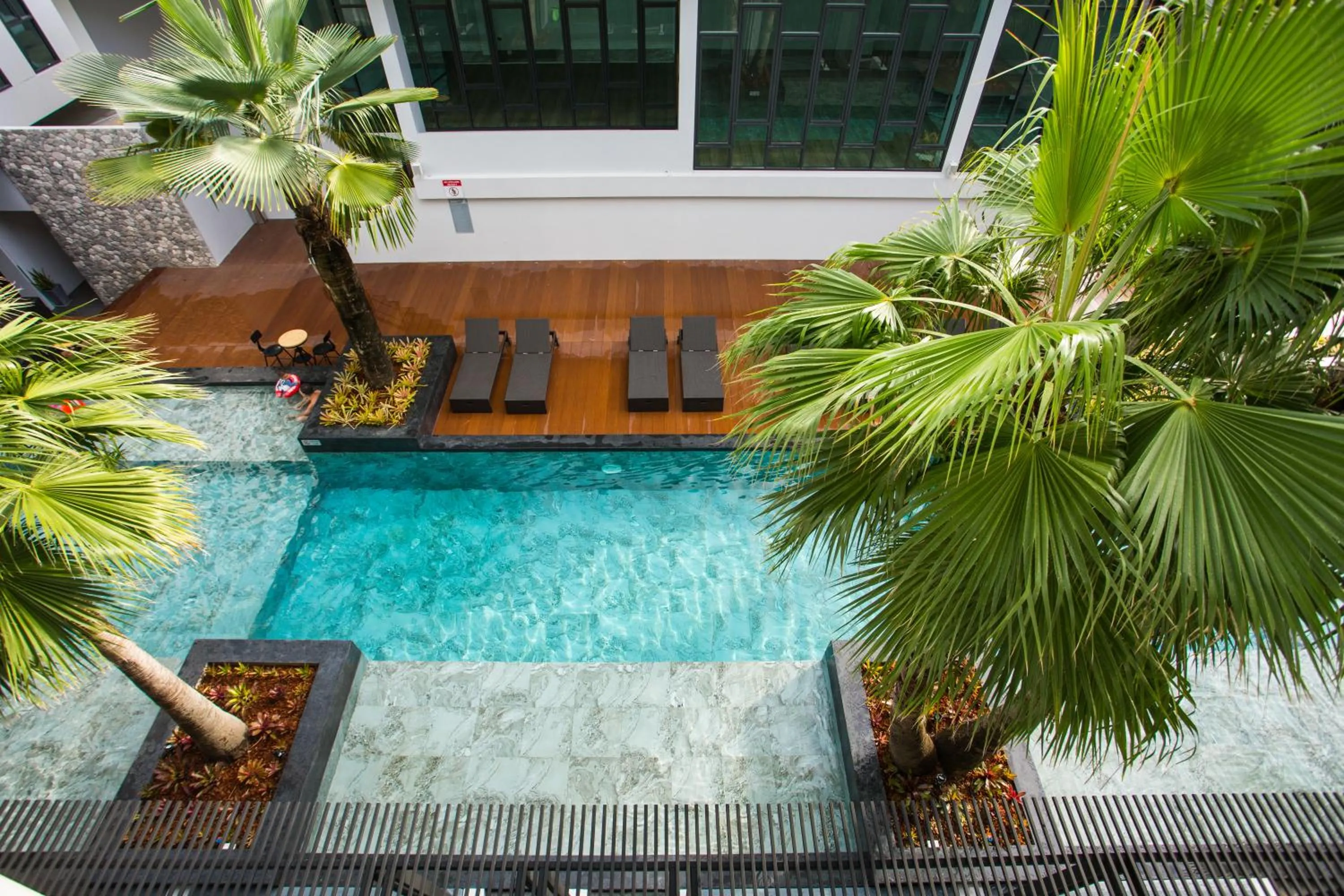 Deluxe Double Room with Balcony in Chaweng Villawee Hotel