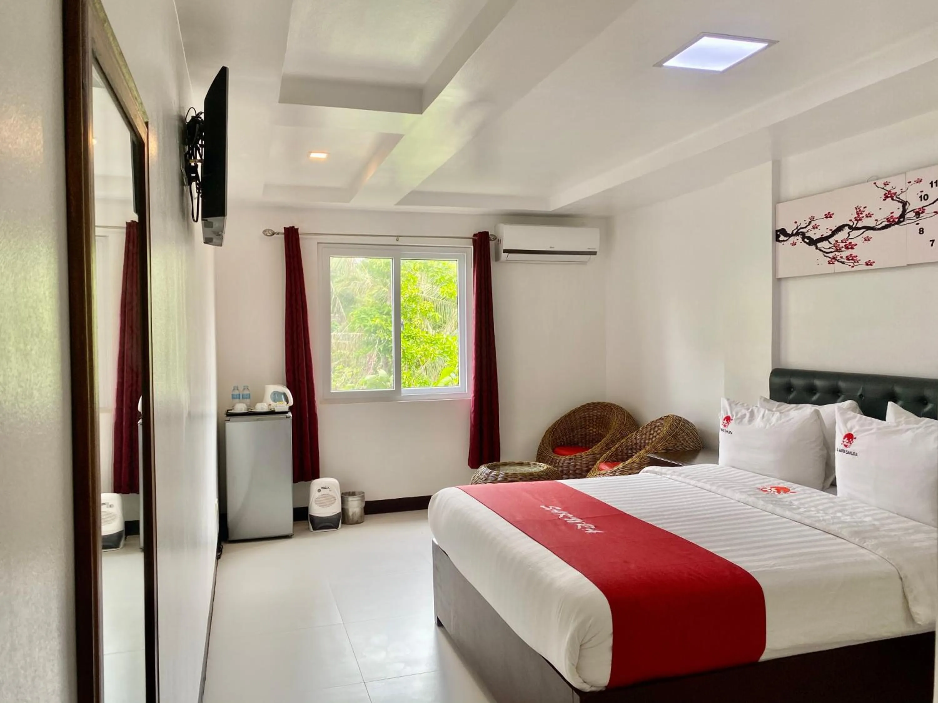 Premier Deluxe Room in IL Mare Sakura Resort Boracay
