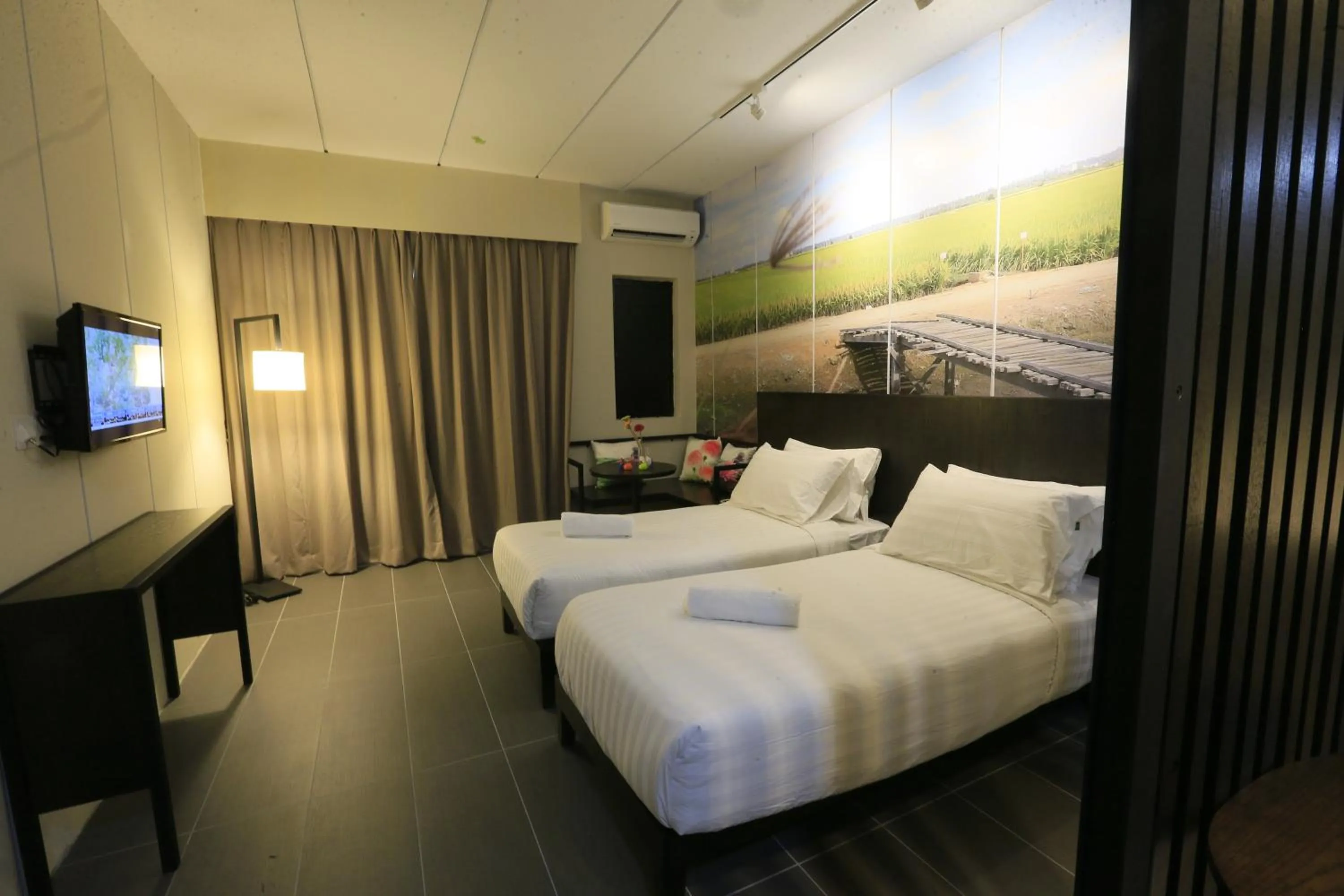 Deluxe Twin Room in Vi Boutique Hotel
