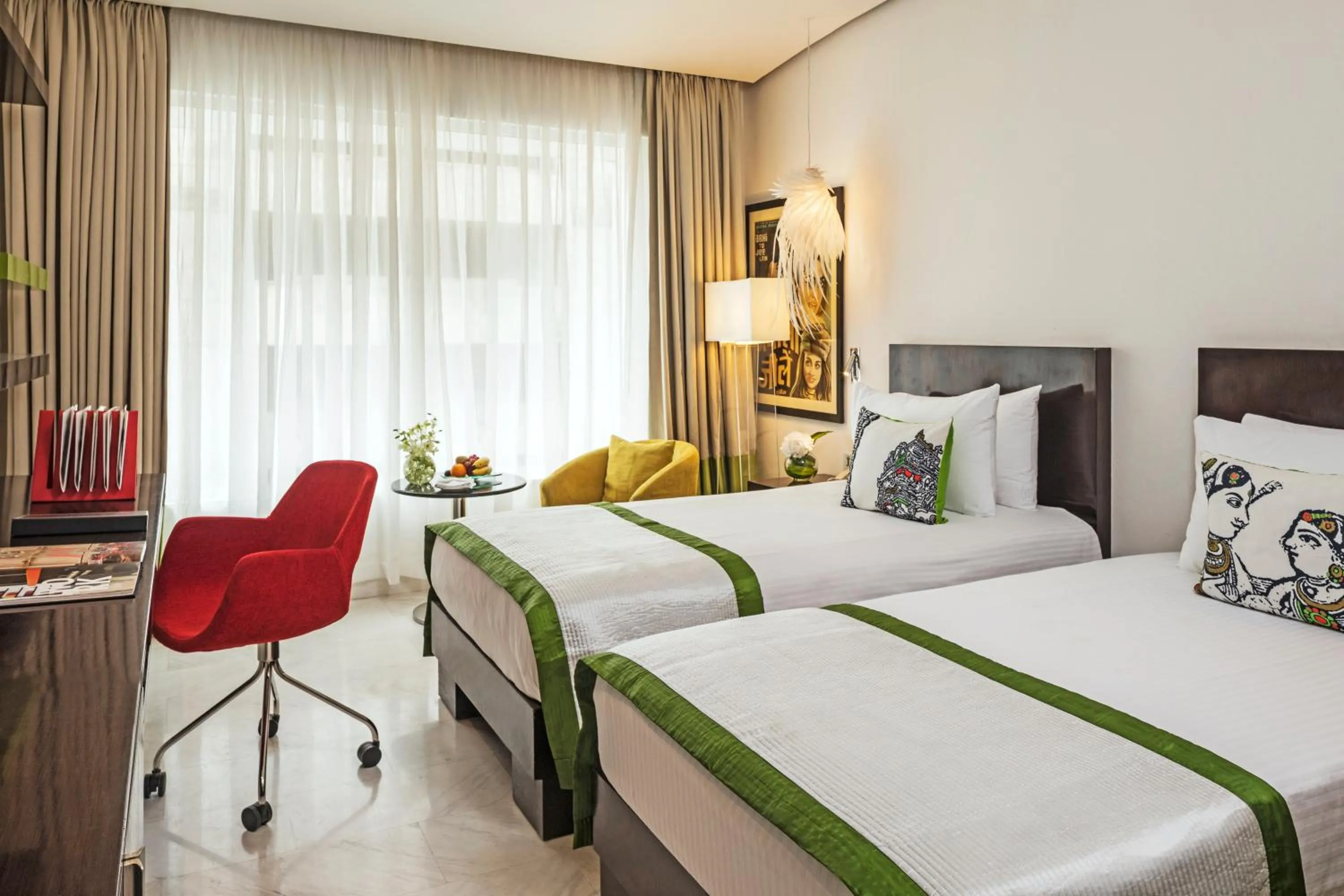 Luxury Twin Room with 15% Discount on F&B, 10% discount on Airport Transfers and Spa service - single occupancy in The Park Chennai