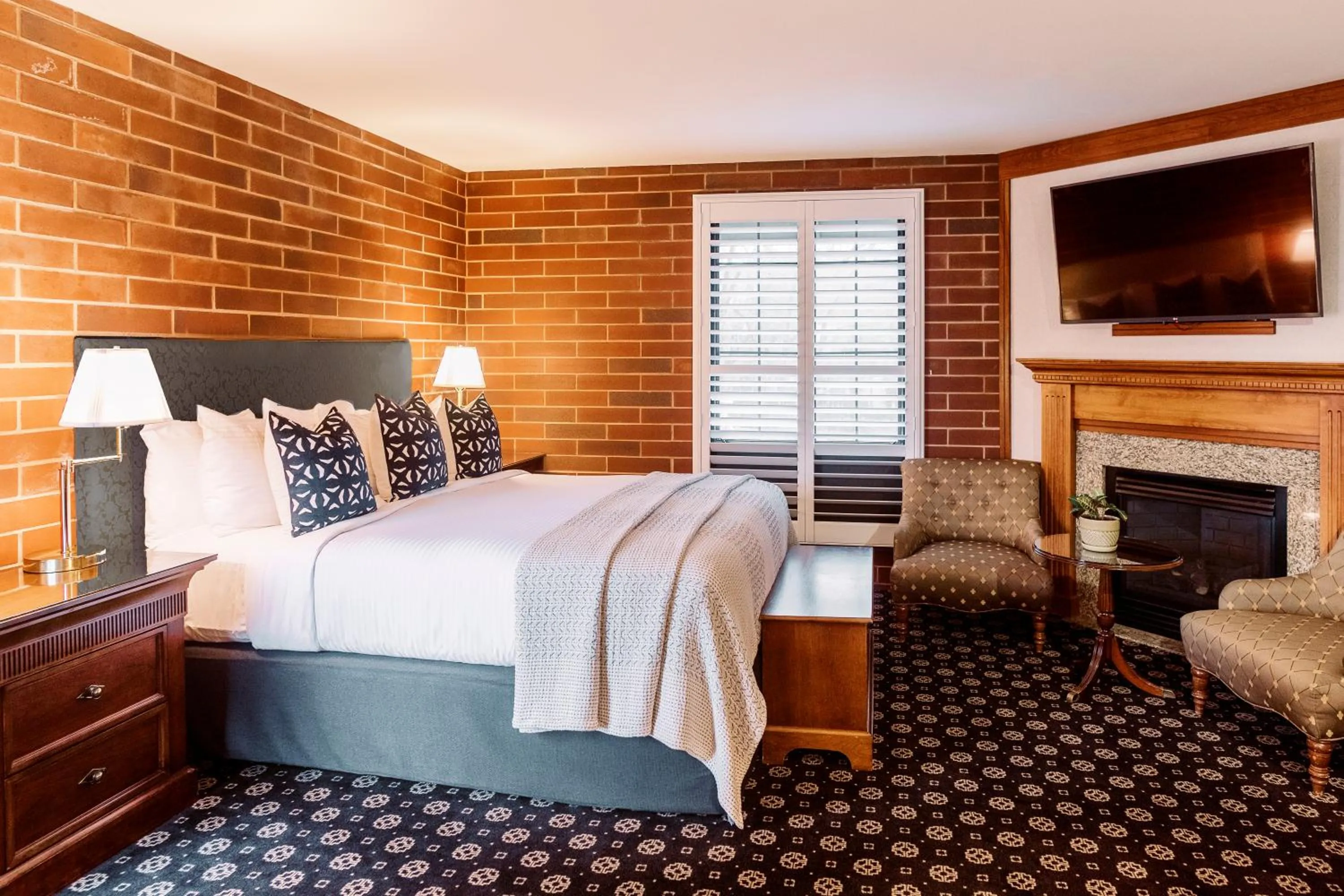 Executive King Room in Napa River Inn