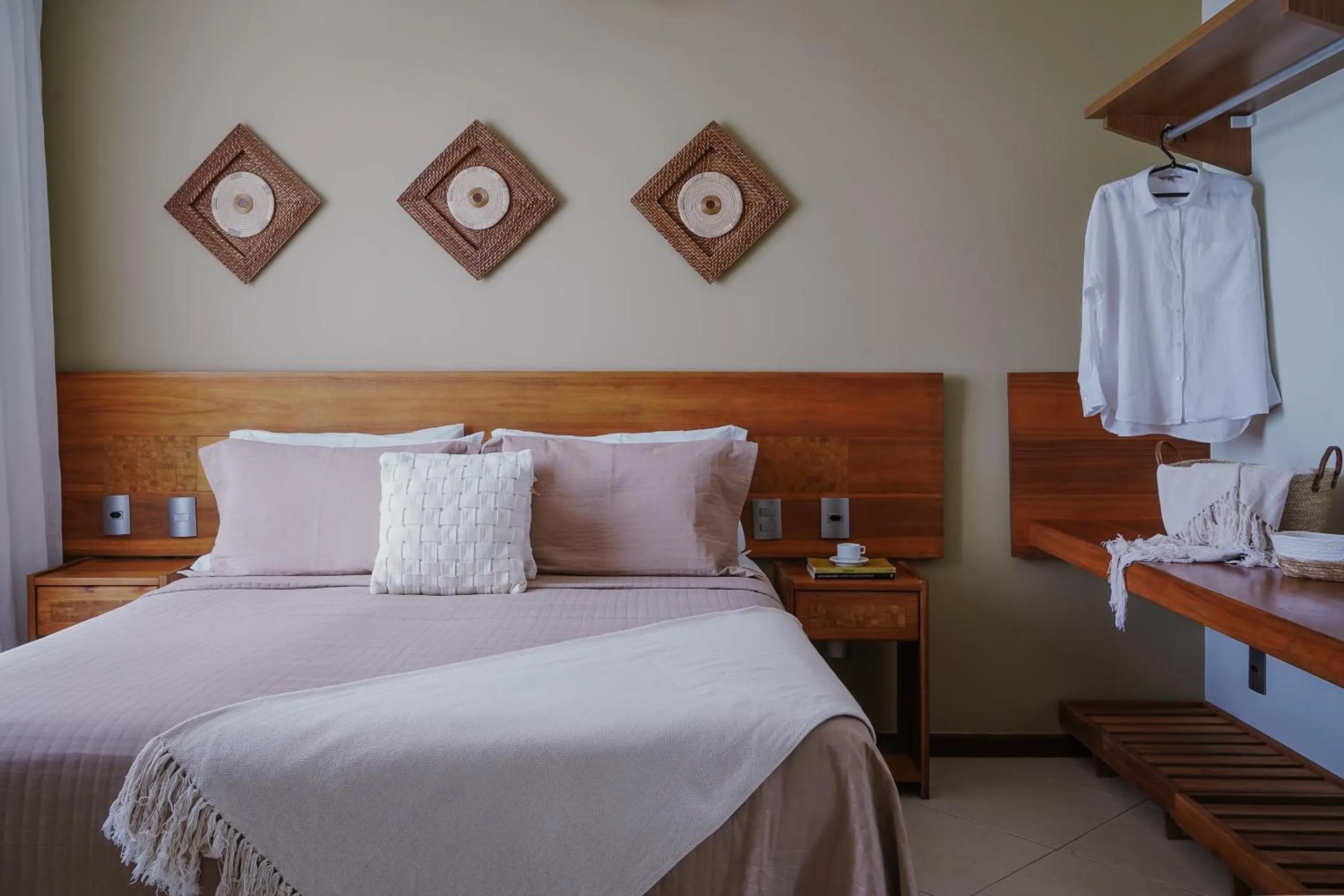 Deluxe Suite with Sea View - single occupancy in Passárgada Pousada