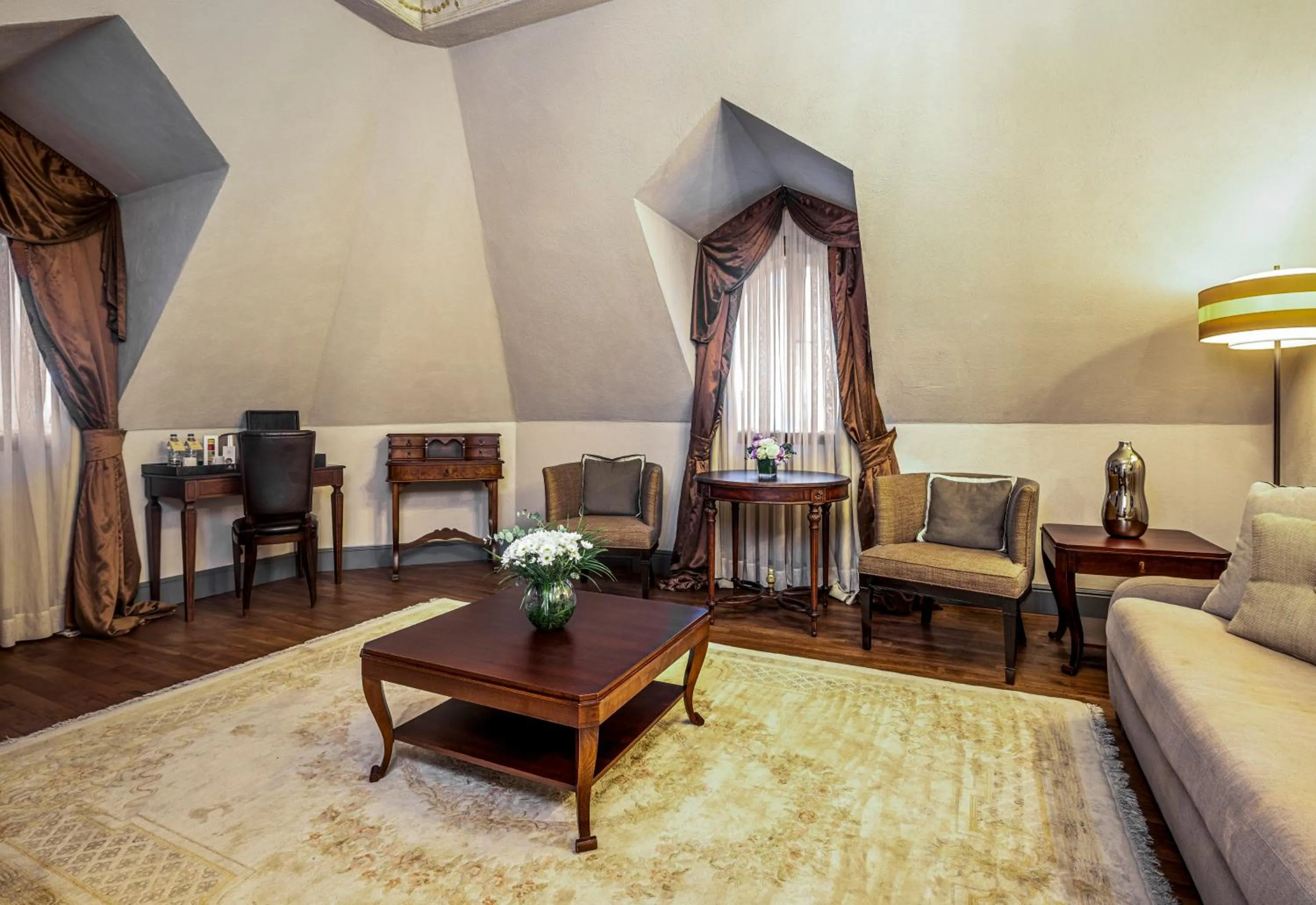 Royal Suite With City View in Palazzo Donizetti Hotel - Special Class